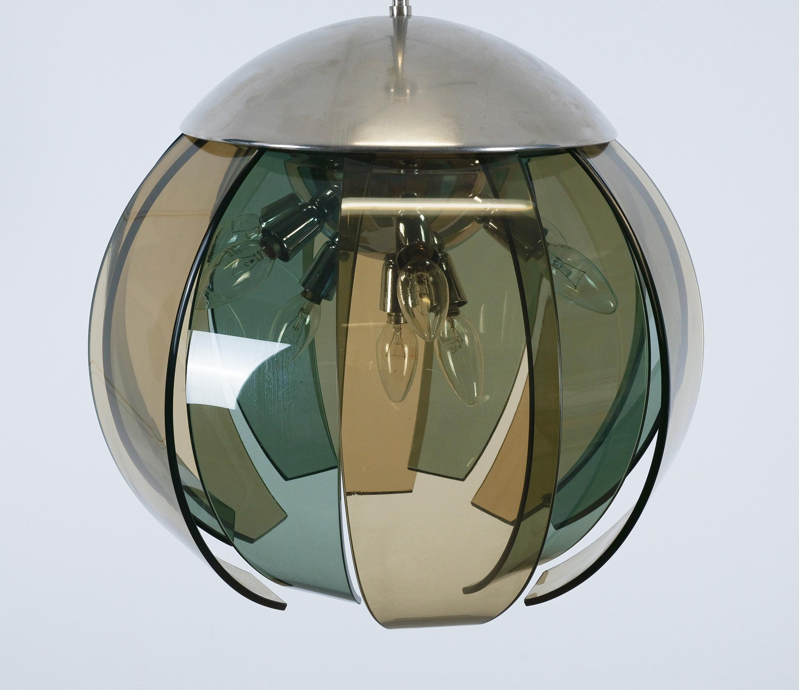 Lampadario a petali in vetro colorato originale Stilnovo, Italia, 1950 In condizioni buone in vendita a Vienna, AT