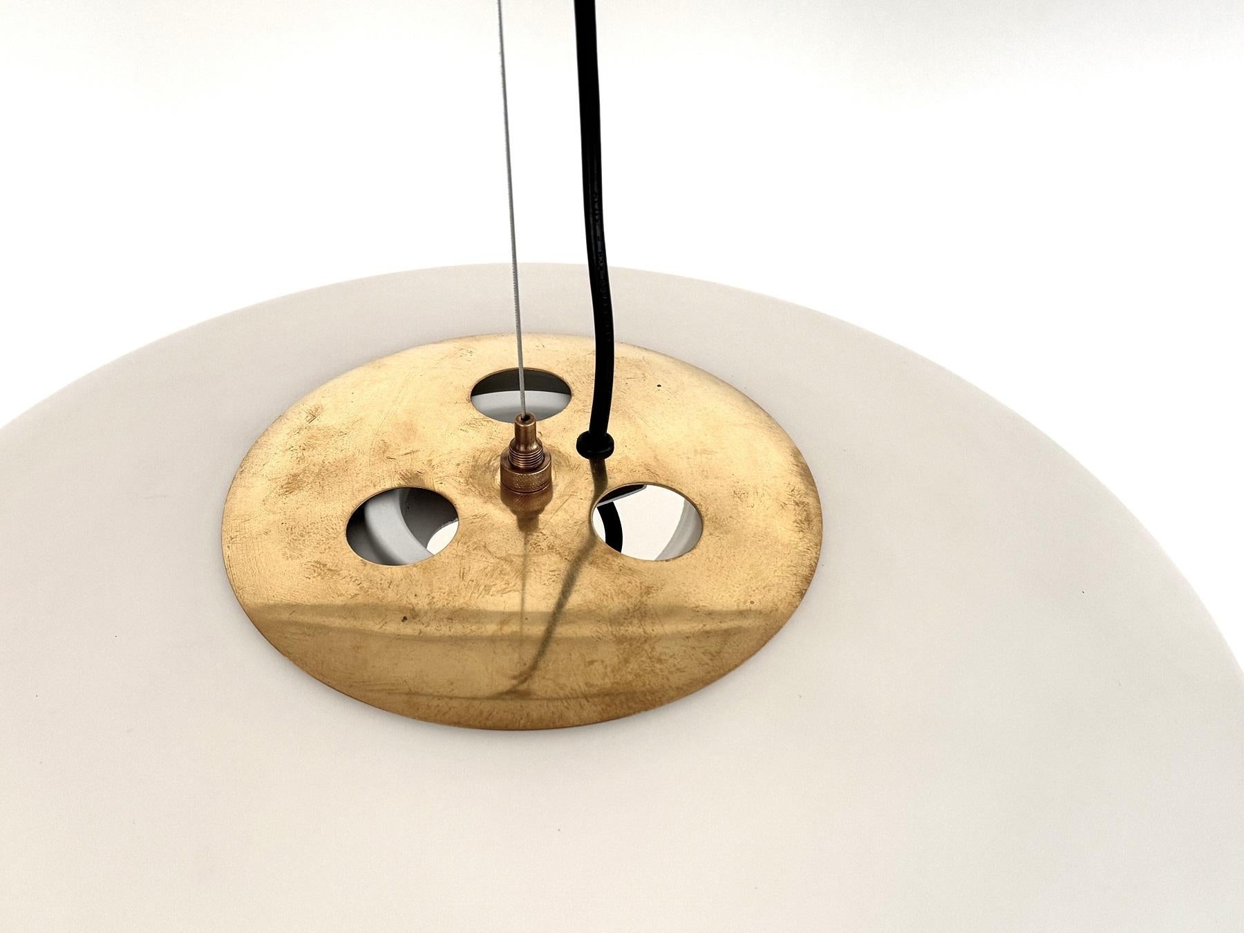 Stilnovo, Pair of Pendant Lights Model 1104, Italy, 1950s In Good Condition For Sale In Morazzone, Varese