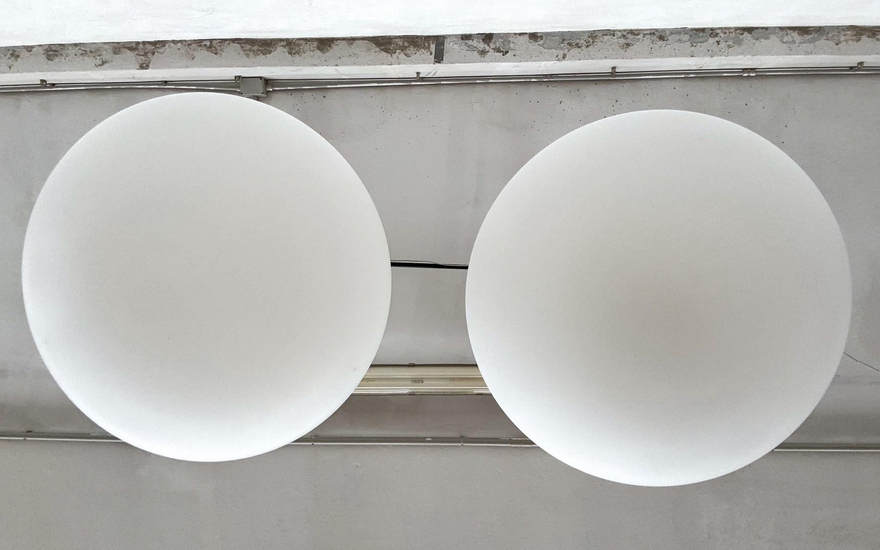 Stilnovo, Pair of Pendant Lights Model 1104, Italy, 1950s For Sale 2