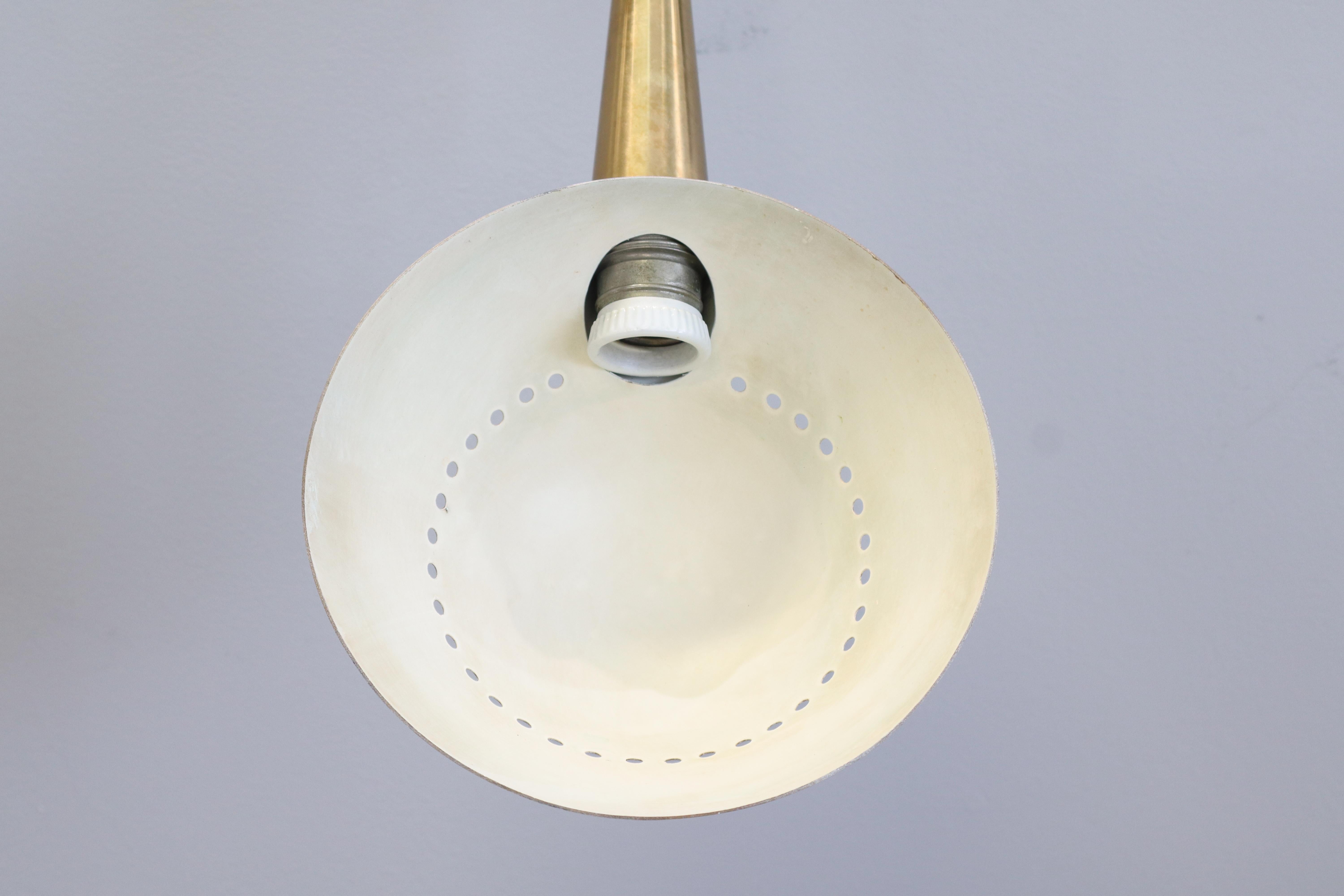 Stilnovo  Paire de rares lampes murales réglables, Model No. B. 4917 en vente 7