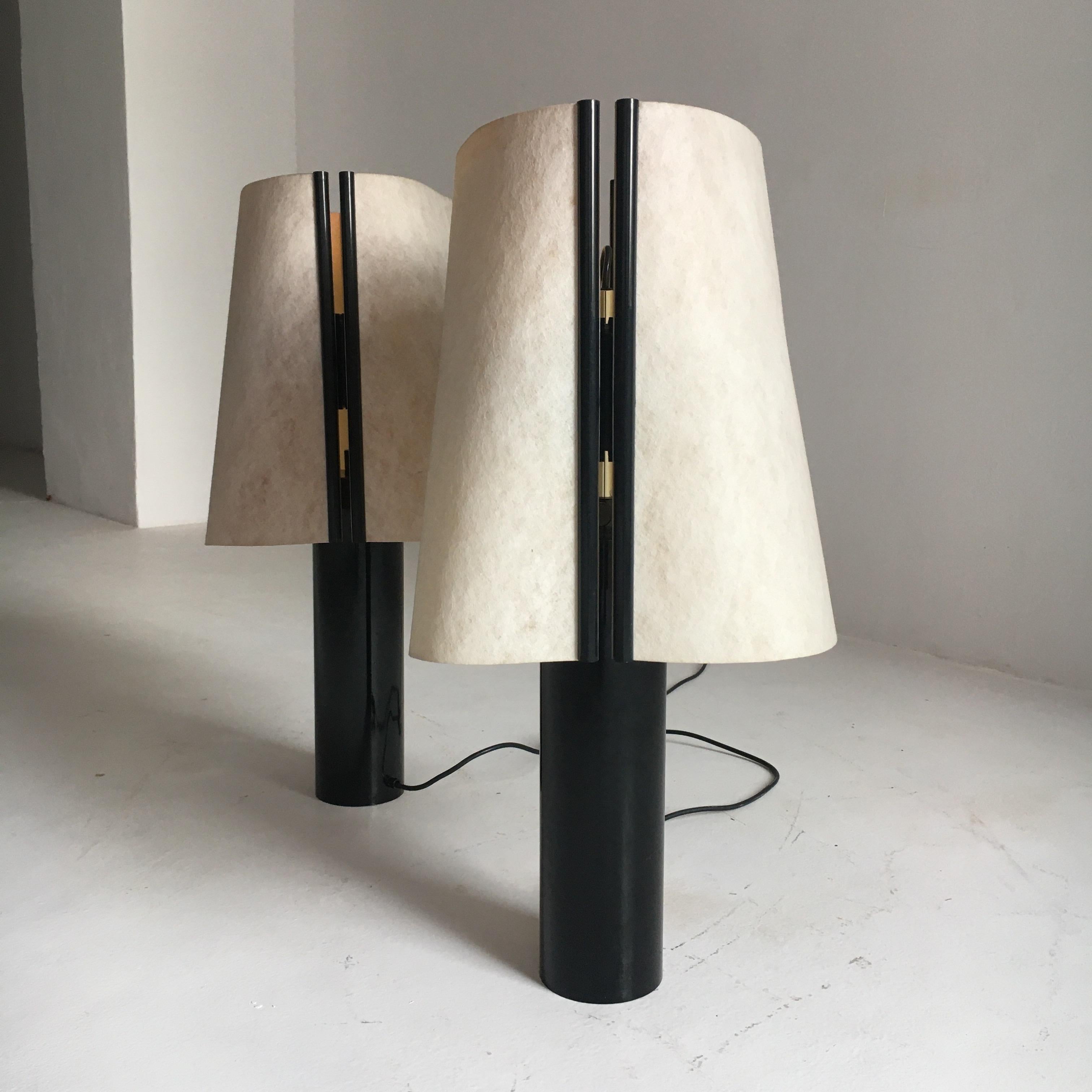 Metallo Coppia di lampade da tavolo Stilnovo modello 'Paralume', Italia, 1970