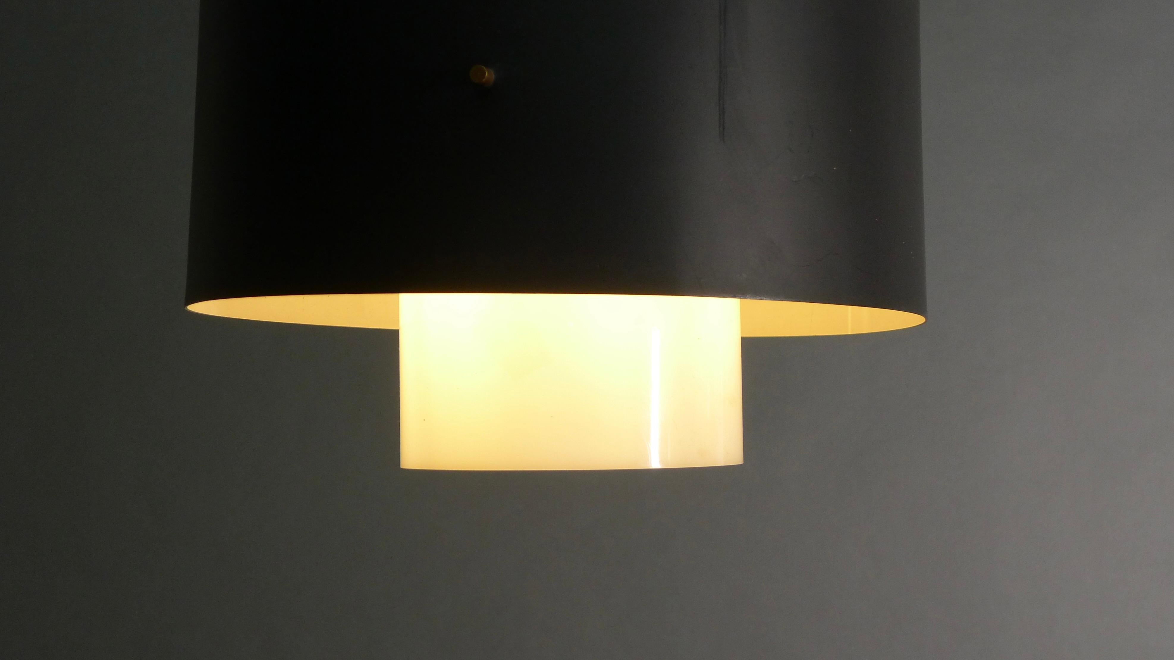 Stilnovo Pendant Lamp, 1950s In Good Condition For Sale In Wargrave, Berkshire