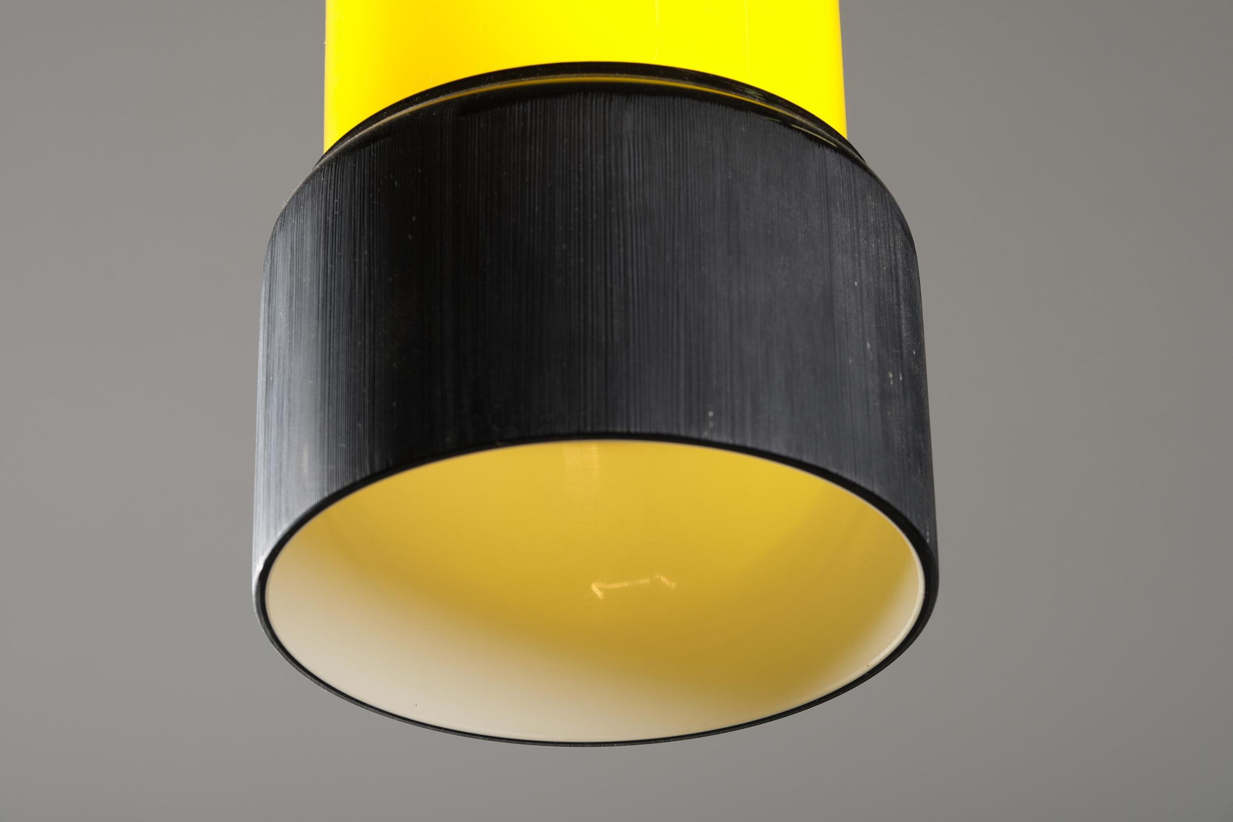 Lampe à suspension Stilnovo en verre, design italien, années 1950 en vente 1