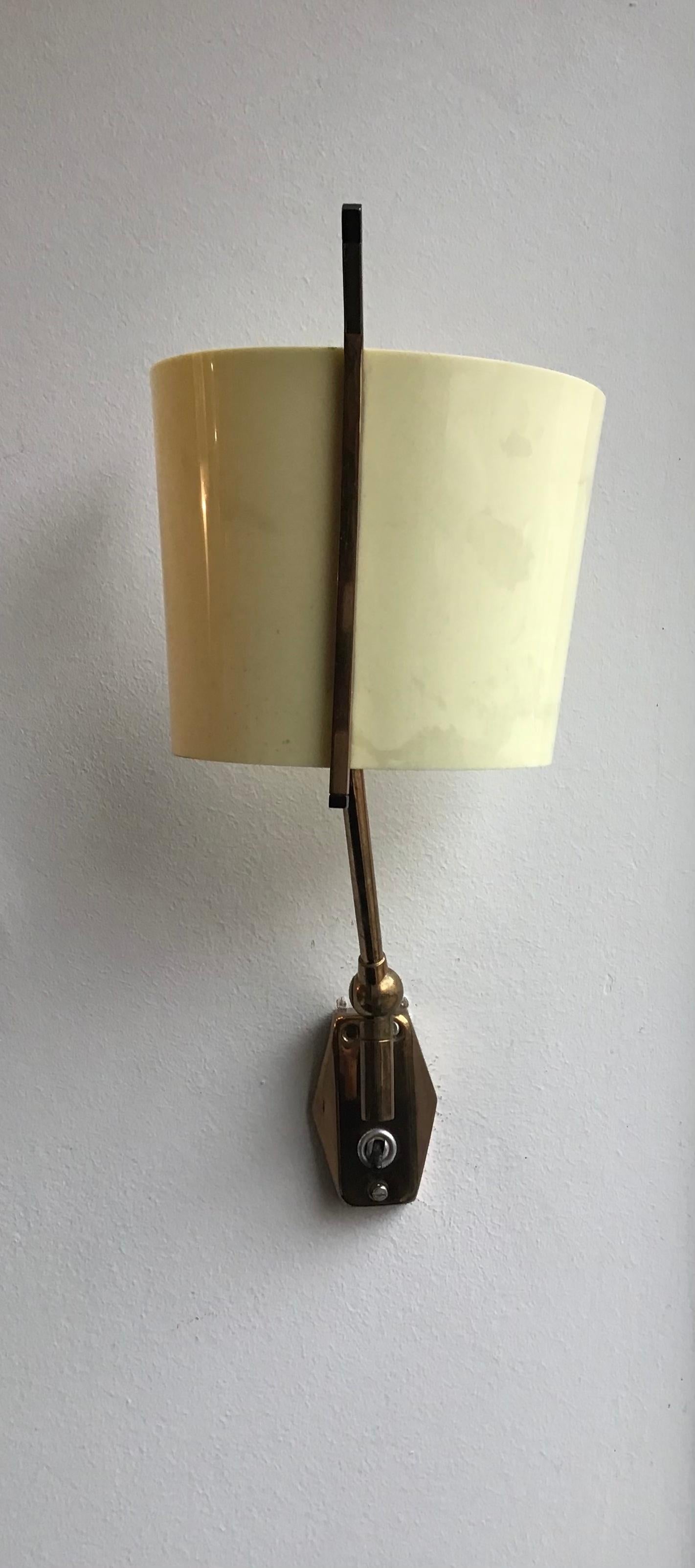 Mid-20th Century Stilnovo Sconce Signed Brass Plexiglas, 1955, Italy For Sale