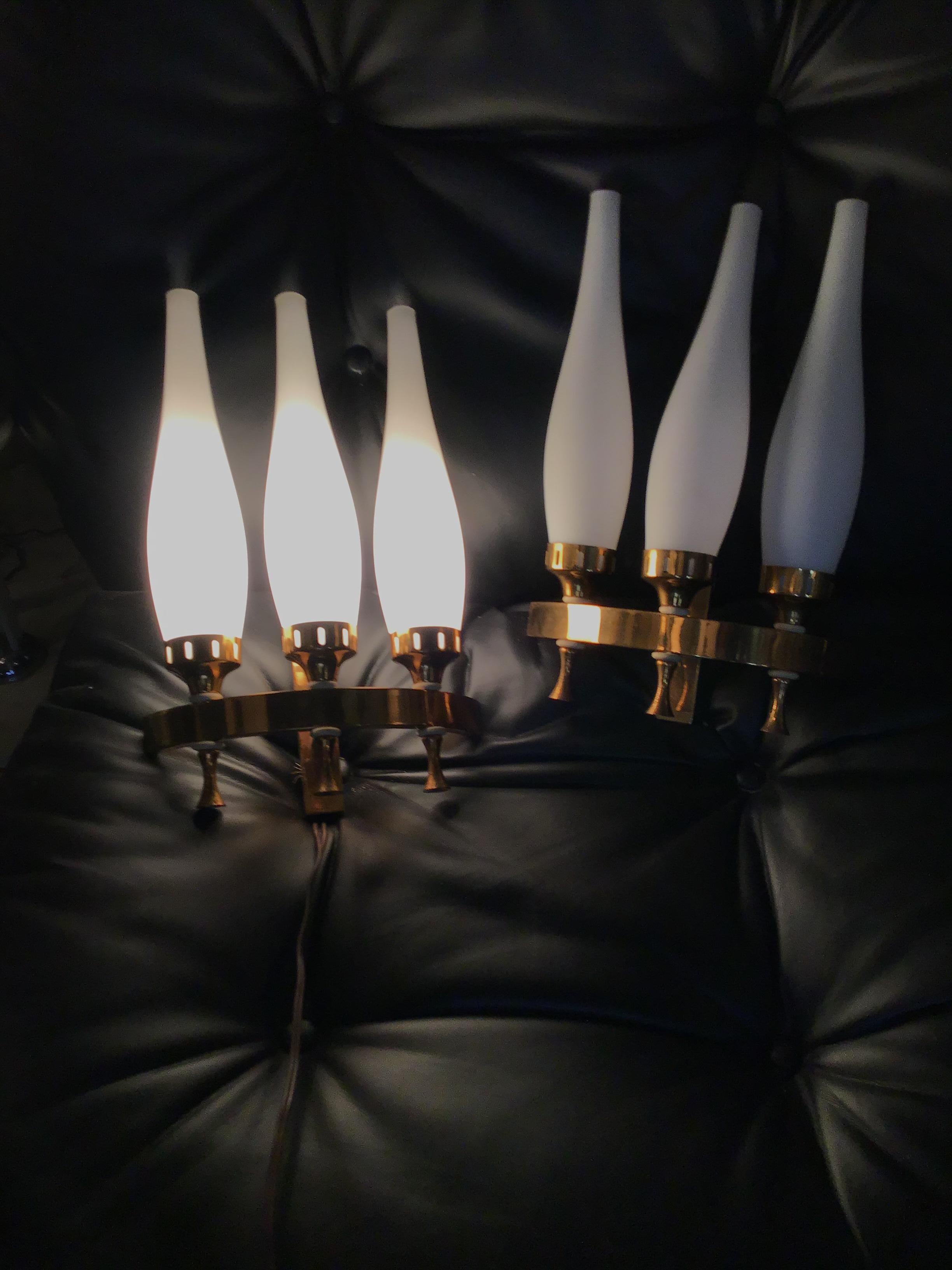 Stilnovo Sconces Brass Opaline Glass 1950 Italy For Sale 13