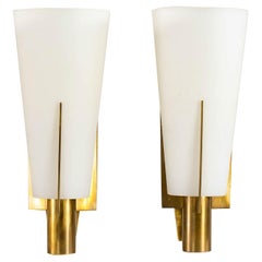 Stilnovo Set of Two Wall Lamps in Brass and Opaline Glass, 1950
