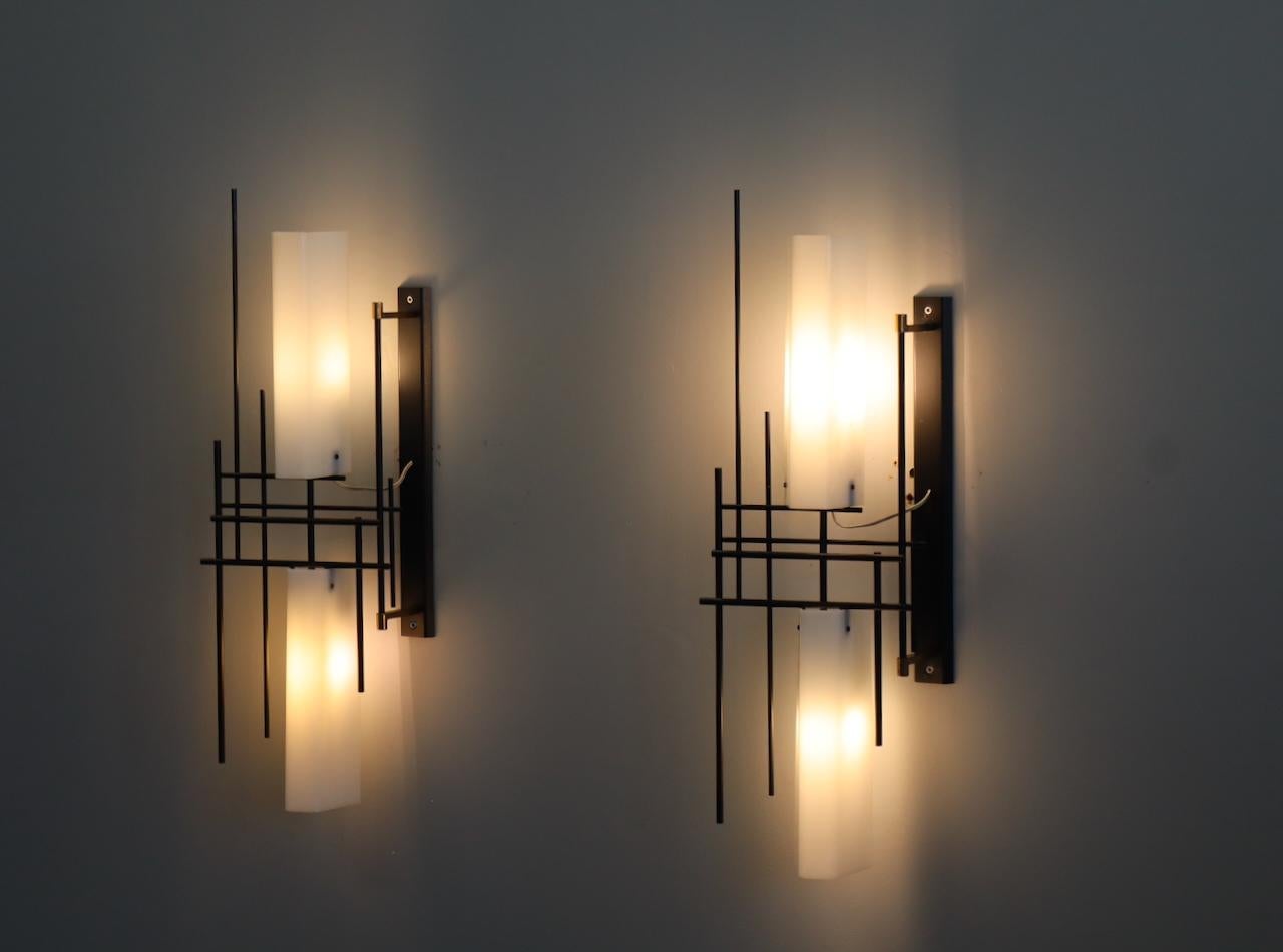 Stilnovo Signé  Grande lampe murale réglable, années 1950 Disponible en quatre exemplaires 7