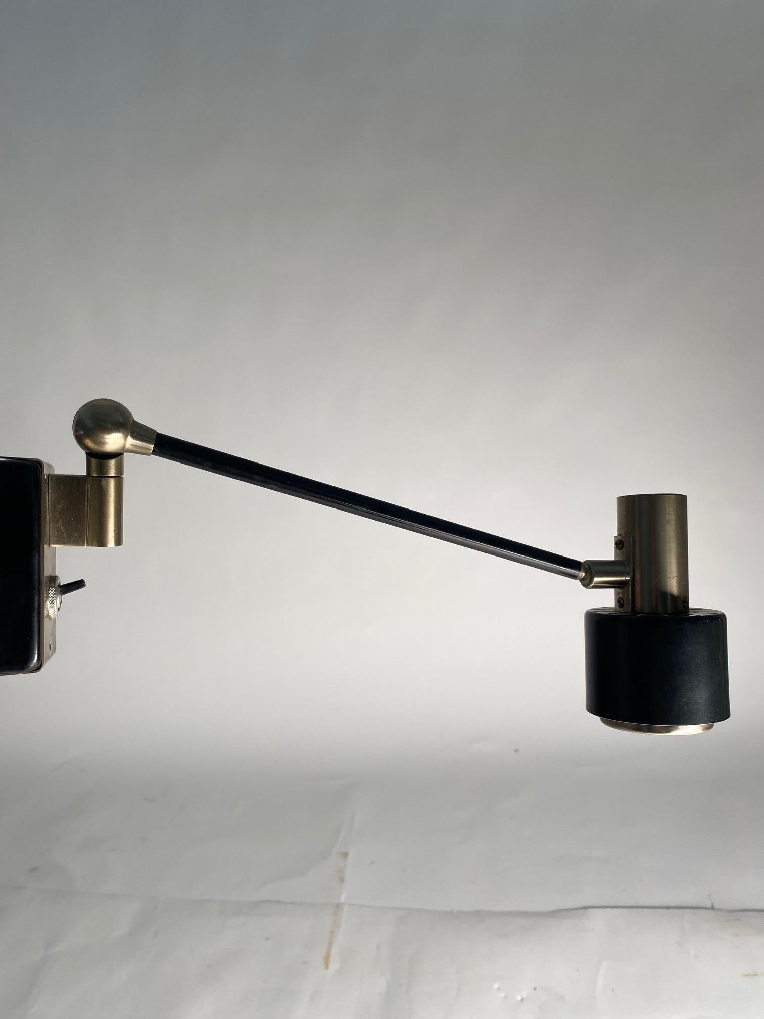 Stilnovo signed Adjustable Metal Wall Lights, 1950, Italy In Good Condition For Sale In Argelato, BO