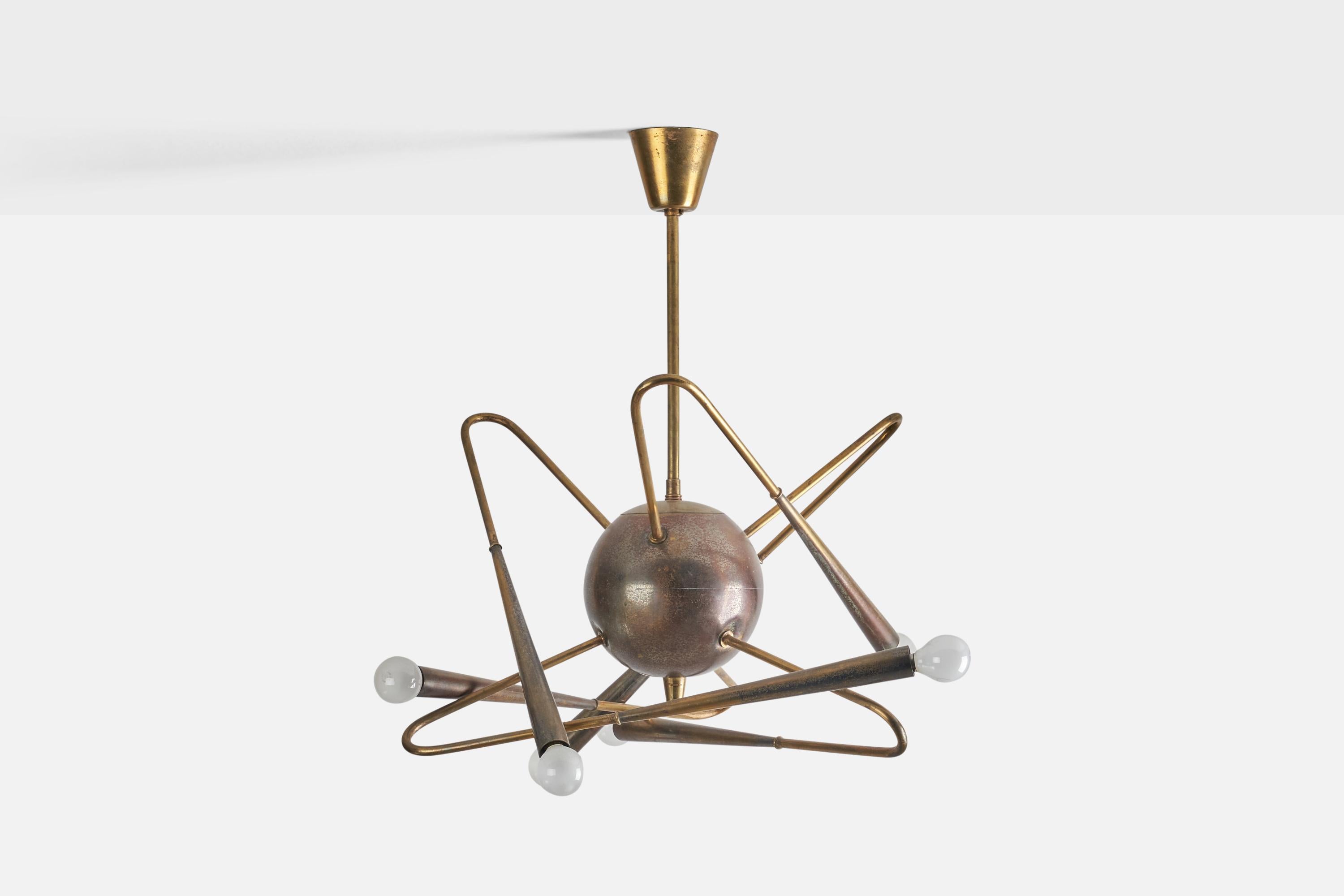 A brass, metal chandelier / ceiling lamp / pendant designed and produced by Stilnovo, Milan, Italy, 1950s. 

  