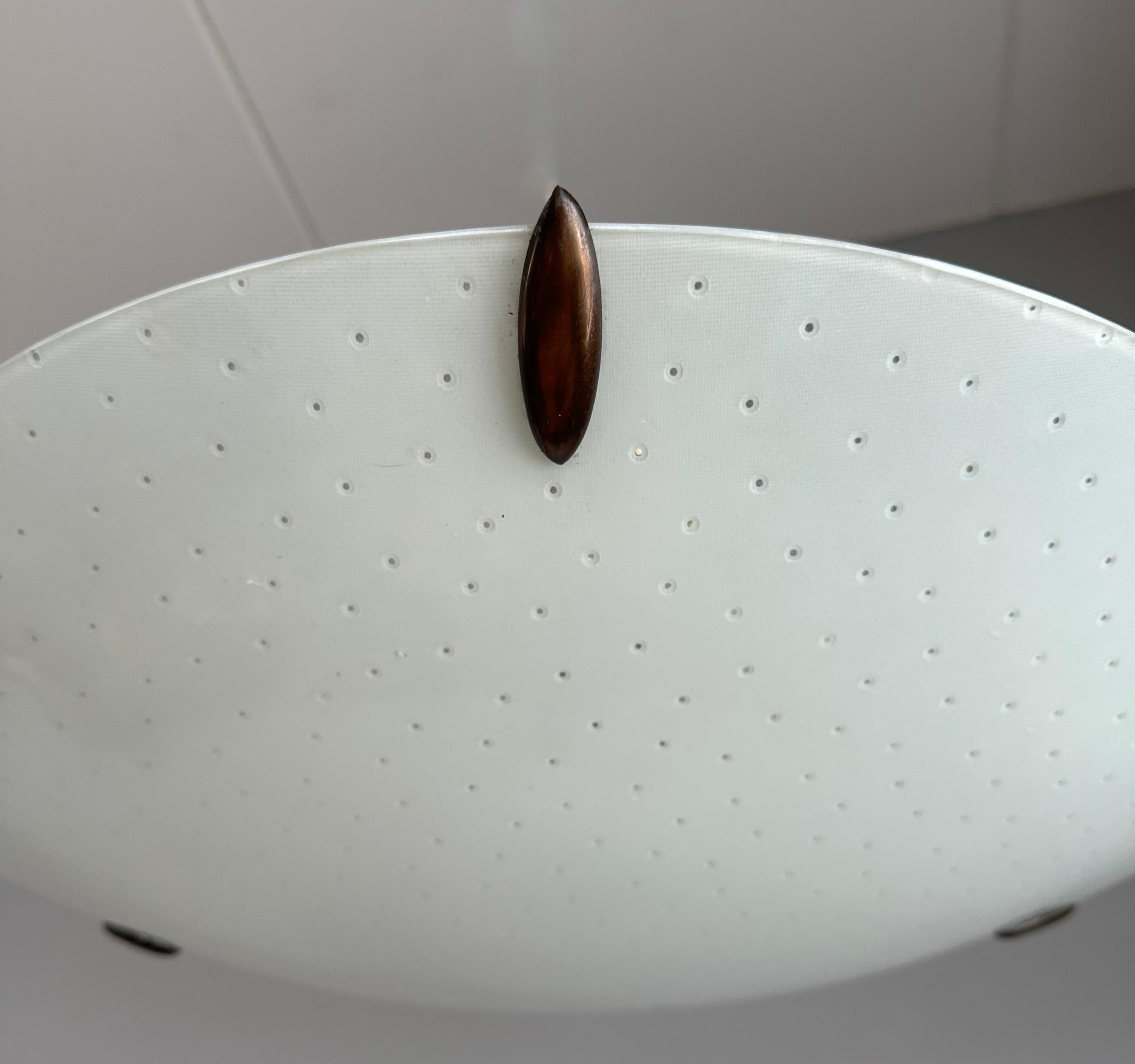 Lampada da incasso italiana senza tempo in vetro con motivo a fori, 1950 in vendita 6