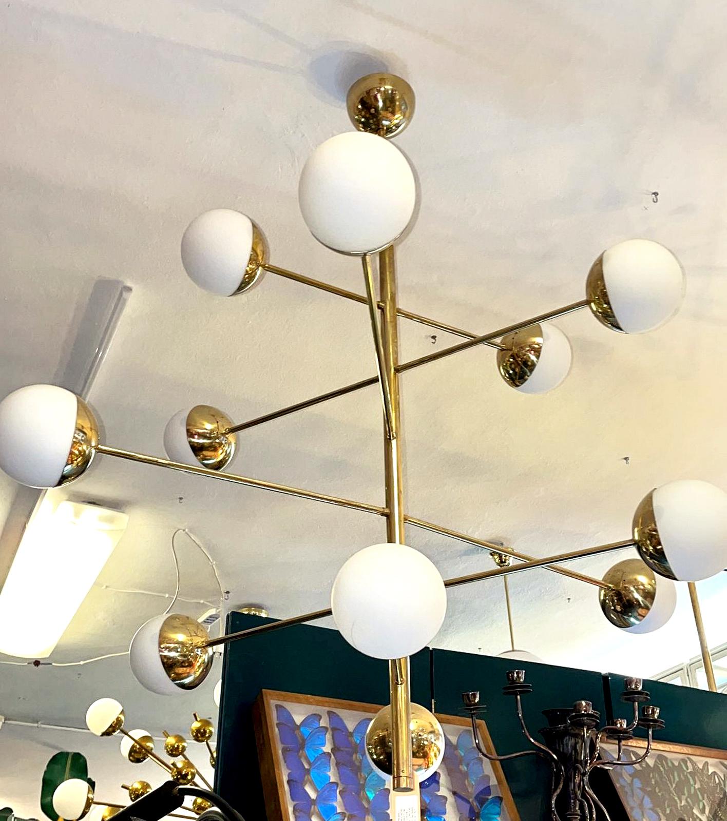 Mid-Century Modern Stilnovo Style Brass and Opaline Glass Globes Italian Radial Chandelier For Sale