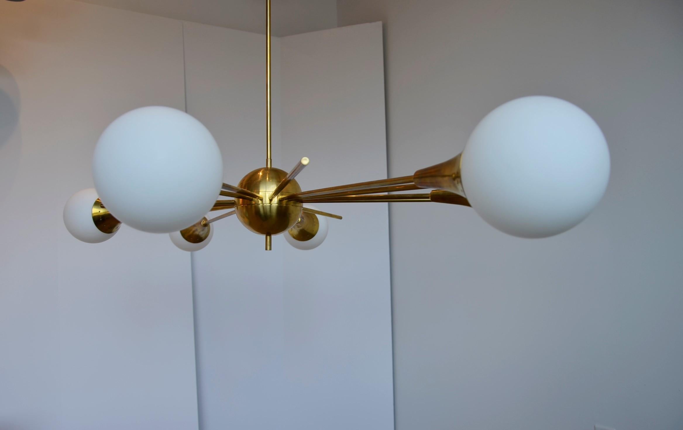 Mid-Century Modern Stilnovo Style Brass Frame & 6 Torchère w/ White Glass Globe Sputnik Chandelier For Sale