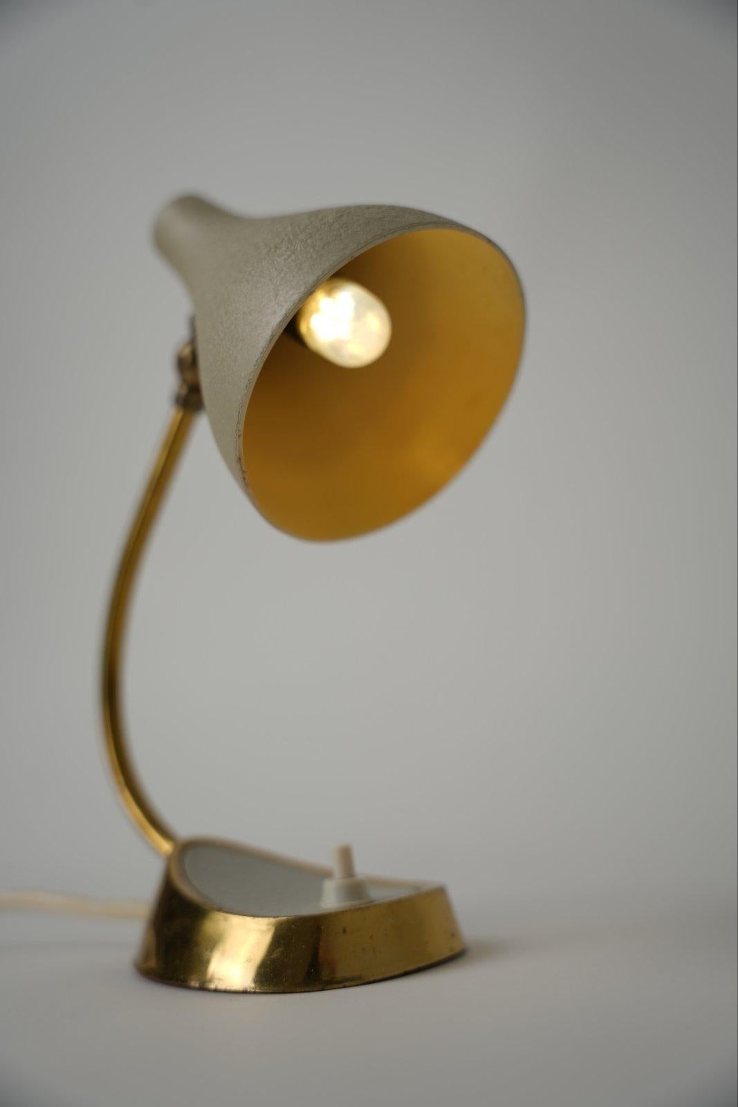 Mid-Century Modern Stilnovo Style Brass Tble Lamp Italy 1950s For Sale