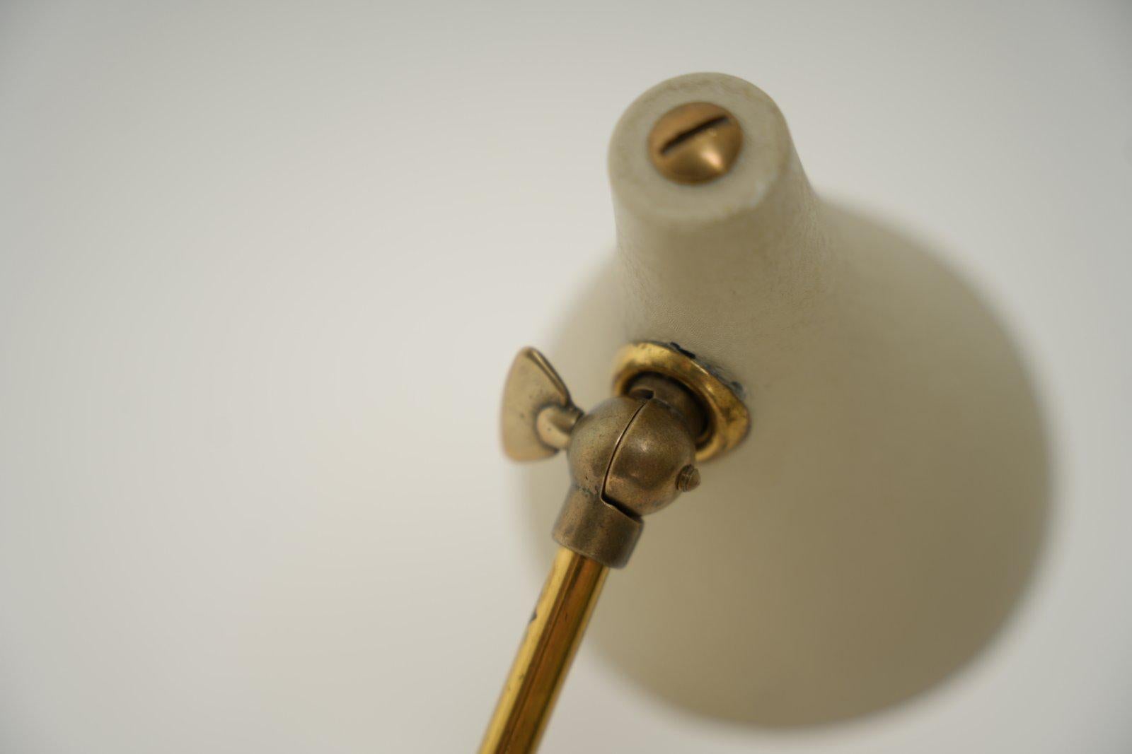 Stilnovo Style Brass Tble Lamp Italy 1950s For Sale 2