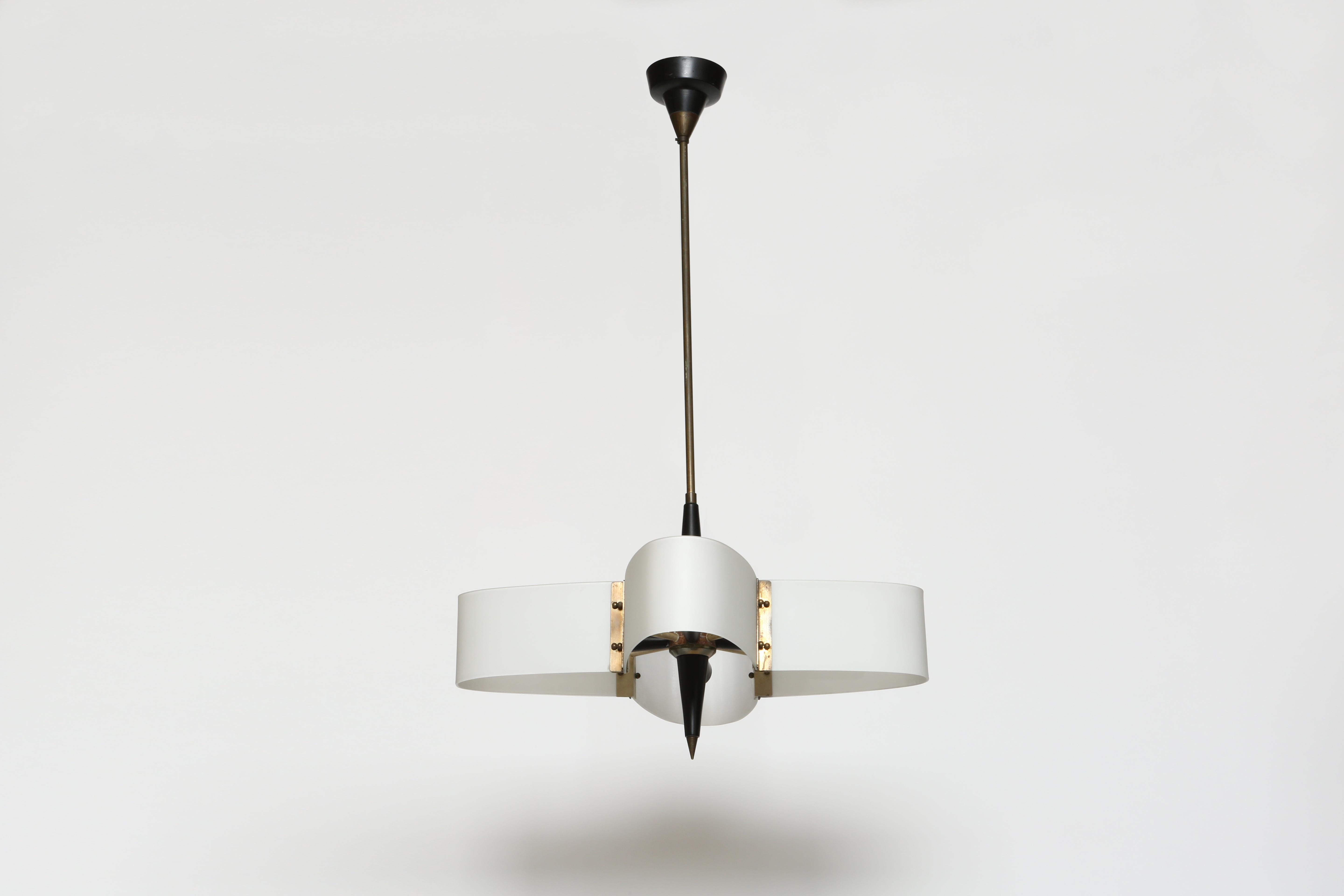 Italiano Ciondolo da soffitto in stile Stilnovo, Italia circa 1960 in vendita