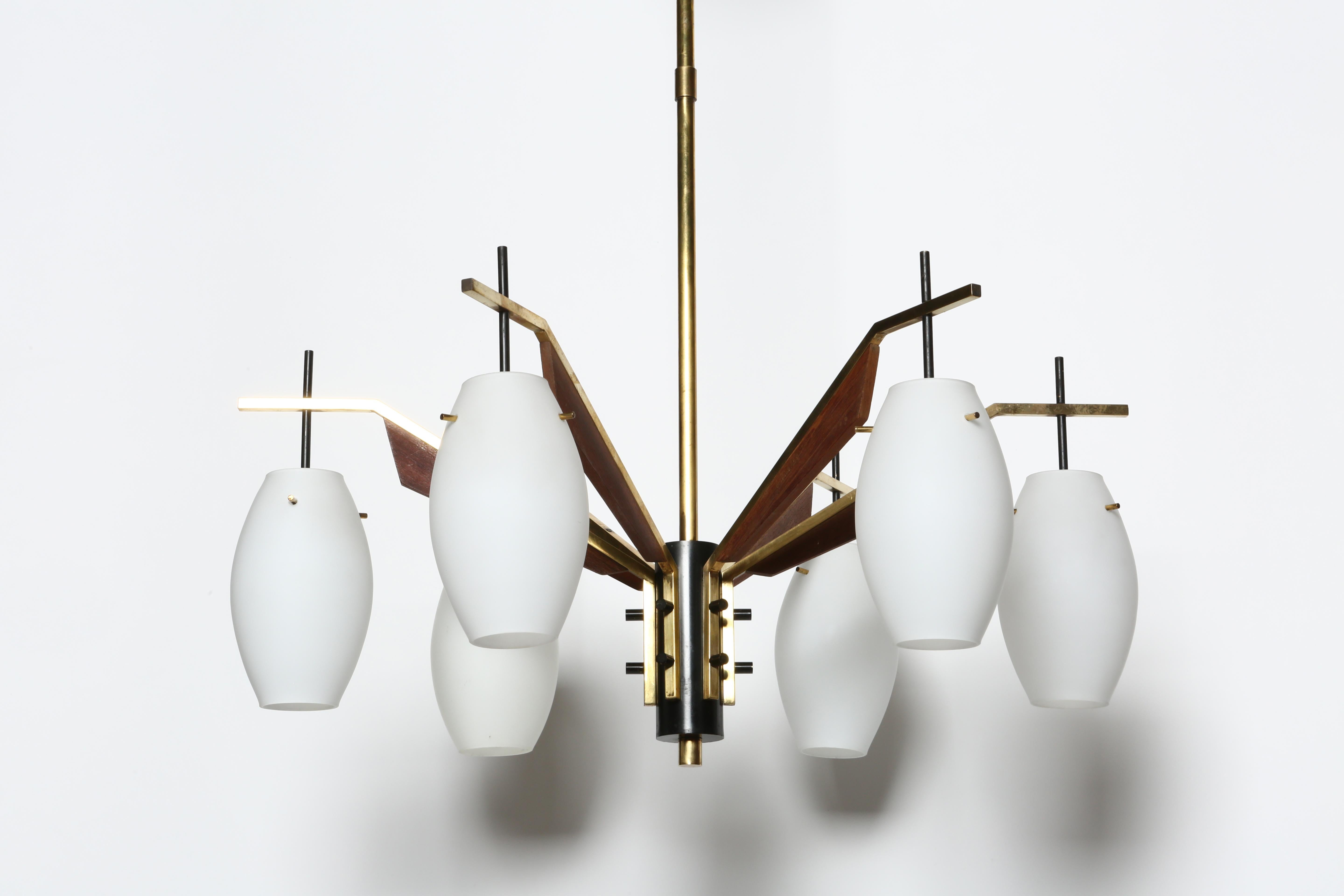 Mid-Century Modern Stilnovo Style Chandelier, Italy 1960s For Sale