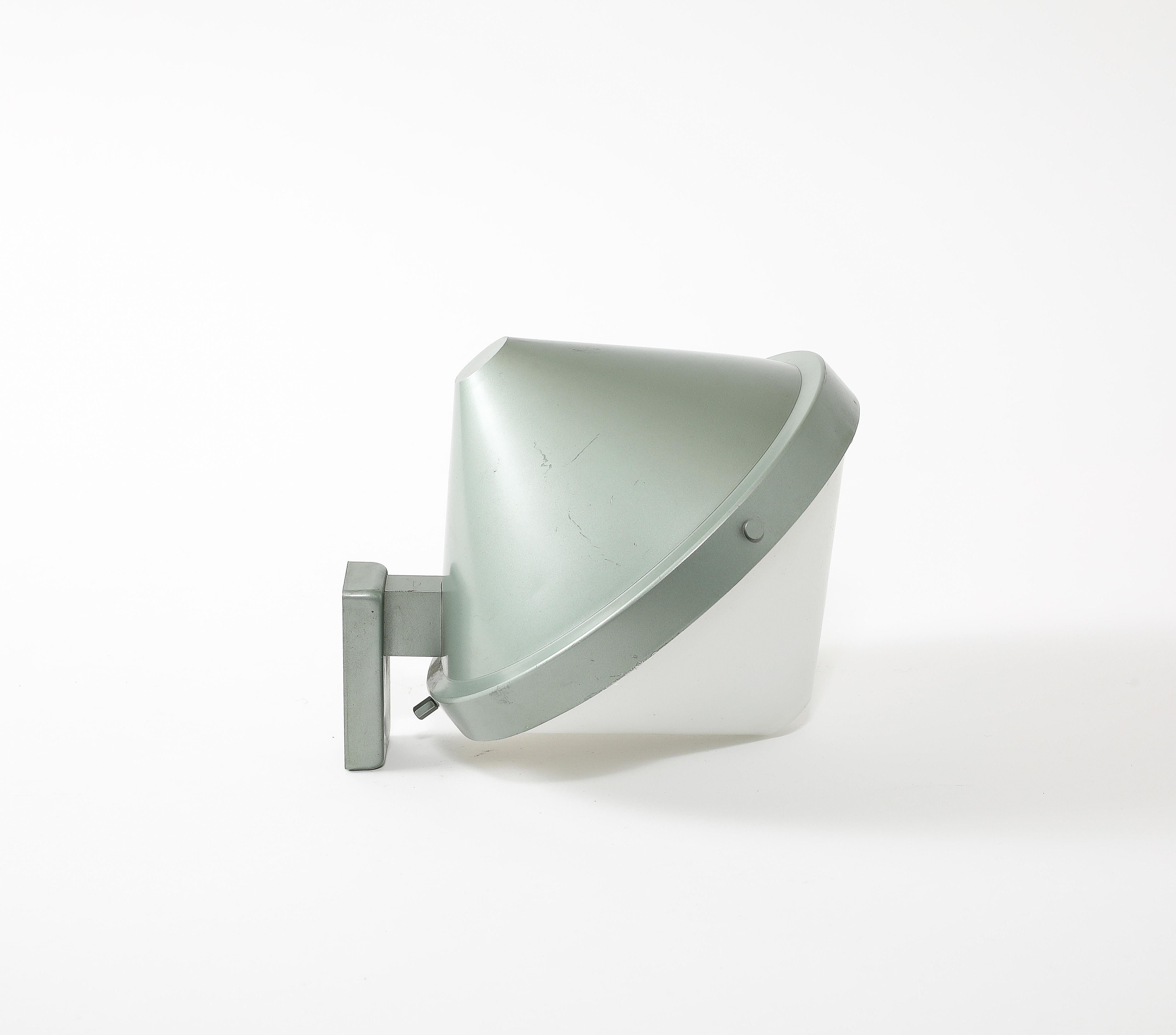 Stilnovo Style Cone-shaped Industrial Sconce in Sea Foam Enamel, Italy, 1960’s In Good Condition For Sale In New York, NY