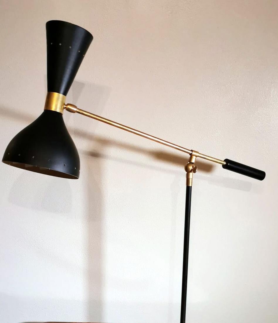 Stilnovo Style Diabolo Model Brass Table Lamp with Carrara Marble Base In Good Condition For Sale In Prato, Tuscany