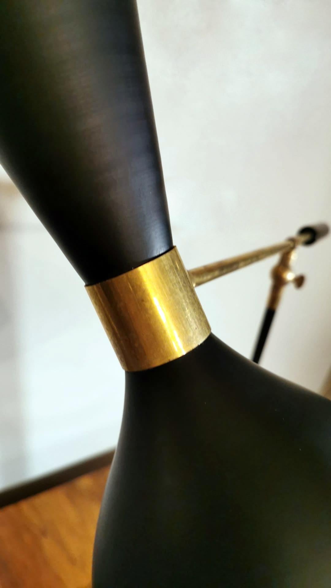 Stilnovo Style Diabolo Model Brass Table Lamp with Carrara Marble Base For Sale 1