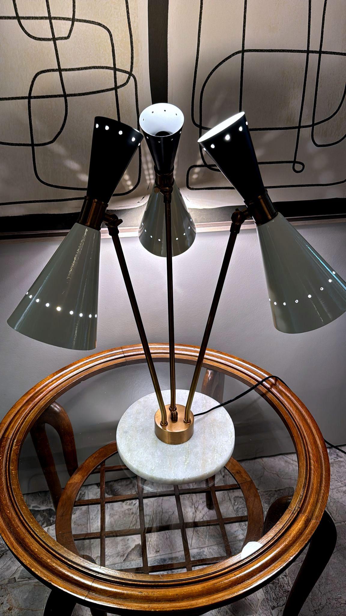 Stilnovo Style Italian Brass Table Lamp With Three Arms And Marble Base For Sale 10