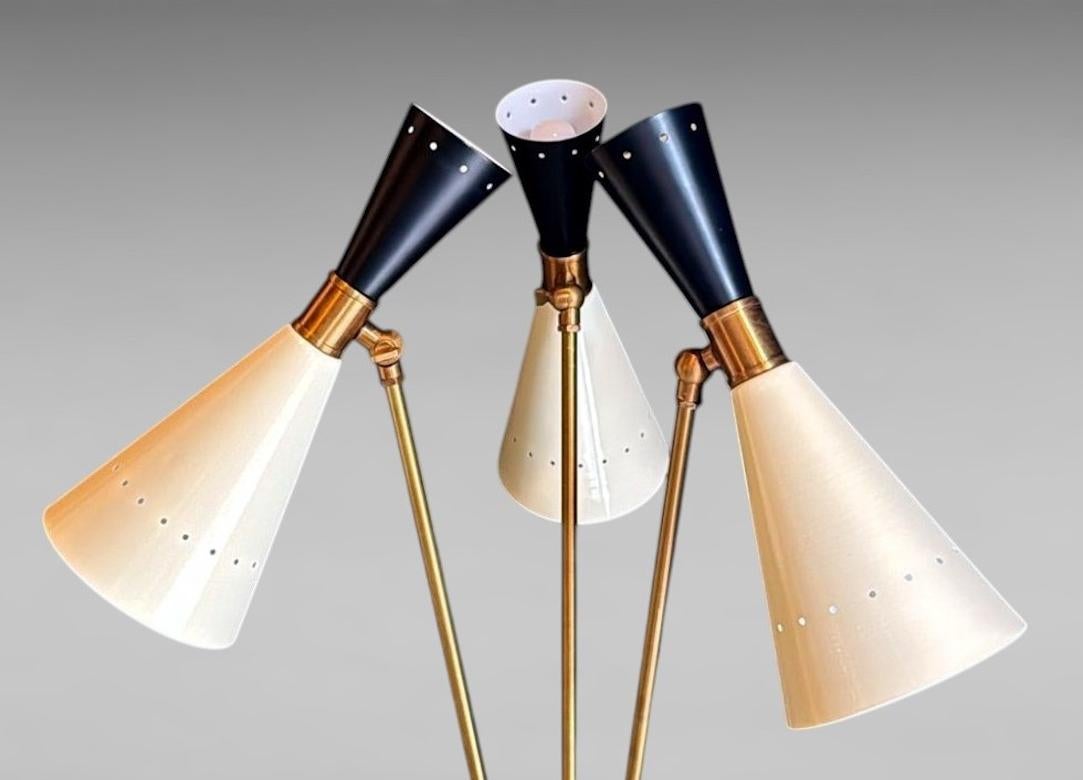 Stilnovo Style Italian Brass Table Lamp With Three Arms And Marble Base In Good Condition For Sale In Prato, Tuscany