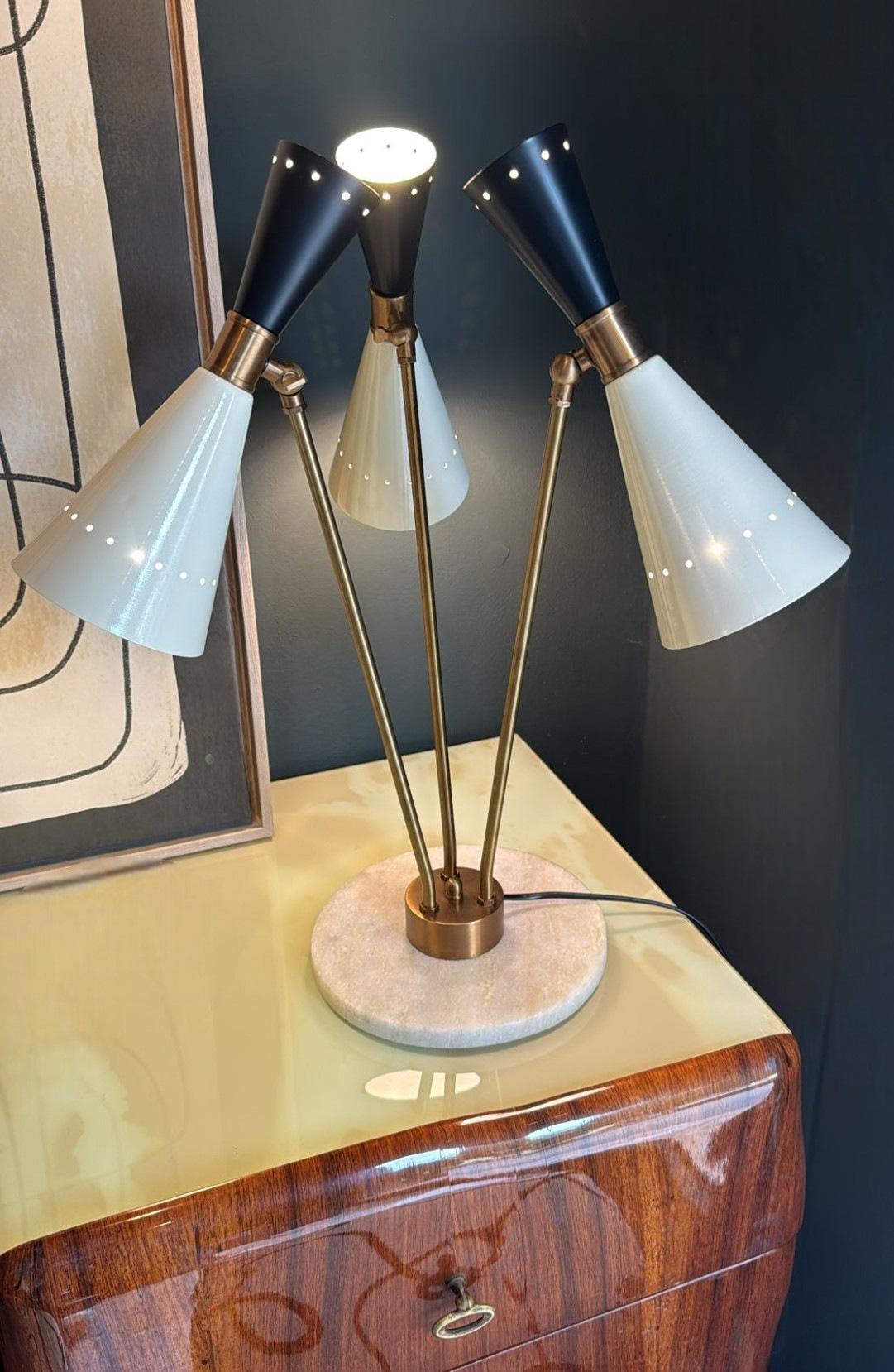 Stilnovo Style Italian Brass Table Lamp With Three Arms And Marble Base For Sale 1
