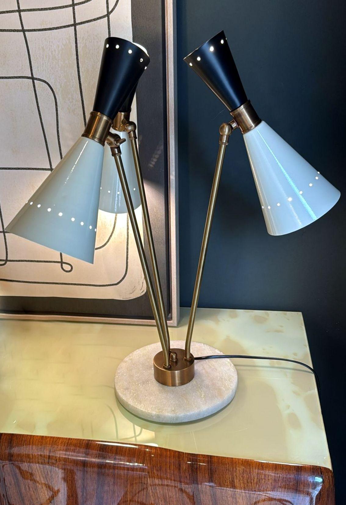 Stilnovo Style Italian Brass Table Lamp With Three Arms And Marble Base For Sale 2