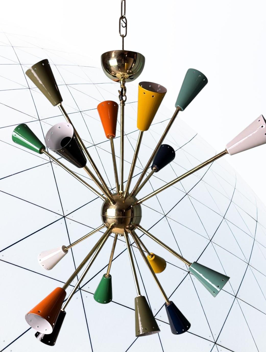 Stilnovo Style Italian Sputnik Chandelier in Brass and Multicolor Enameled Metal For Sale 1