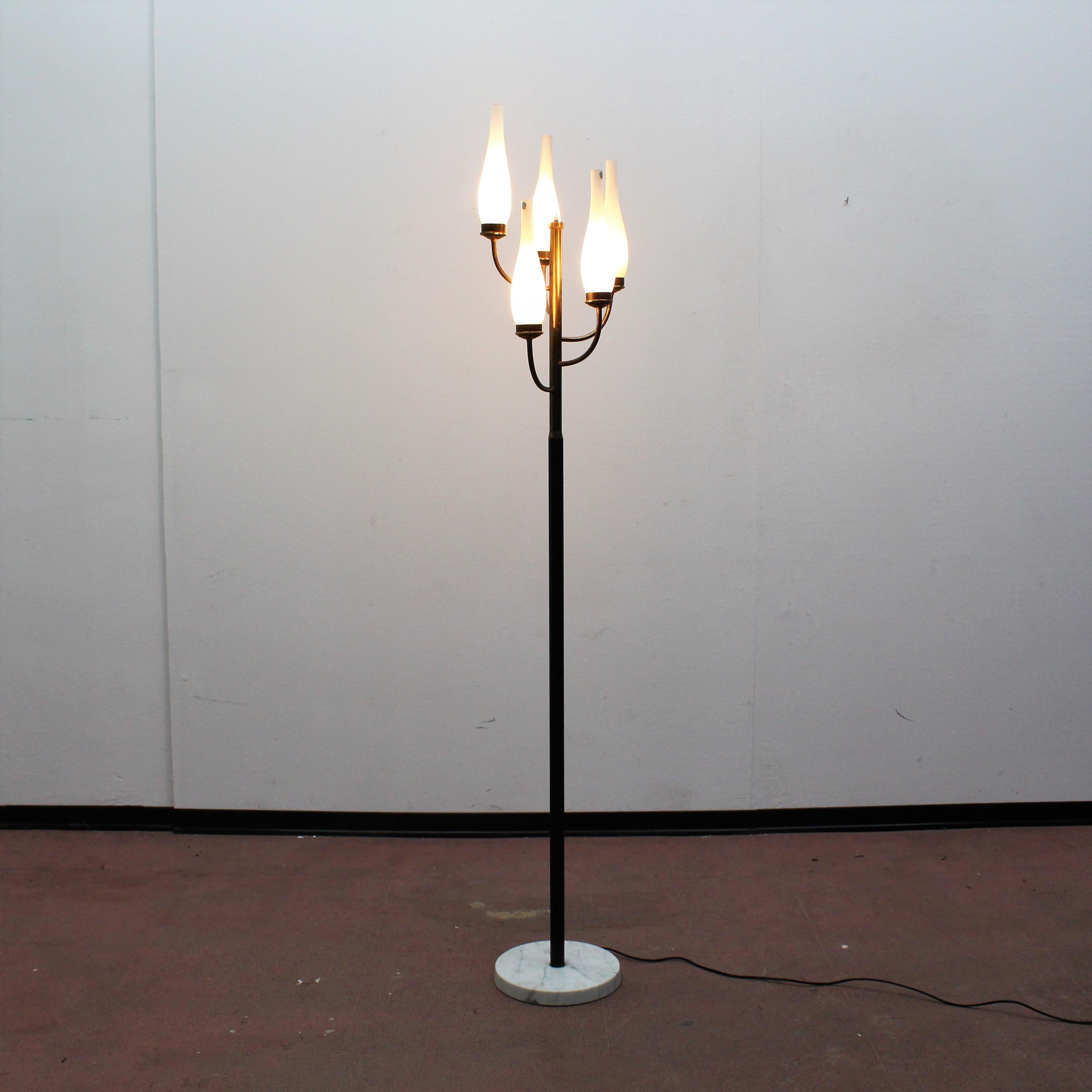 Stilnovo Style Midcentury White Opaline and Metal Floor Lamp, Italy, 1960s 4