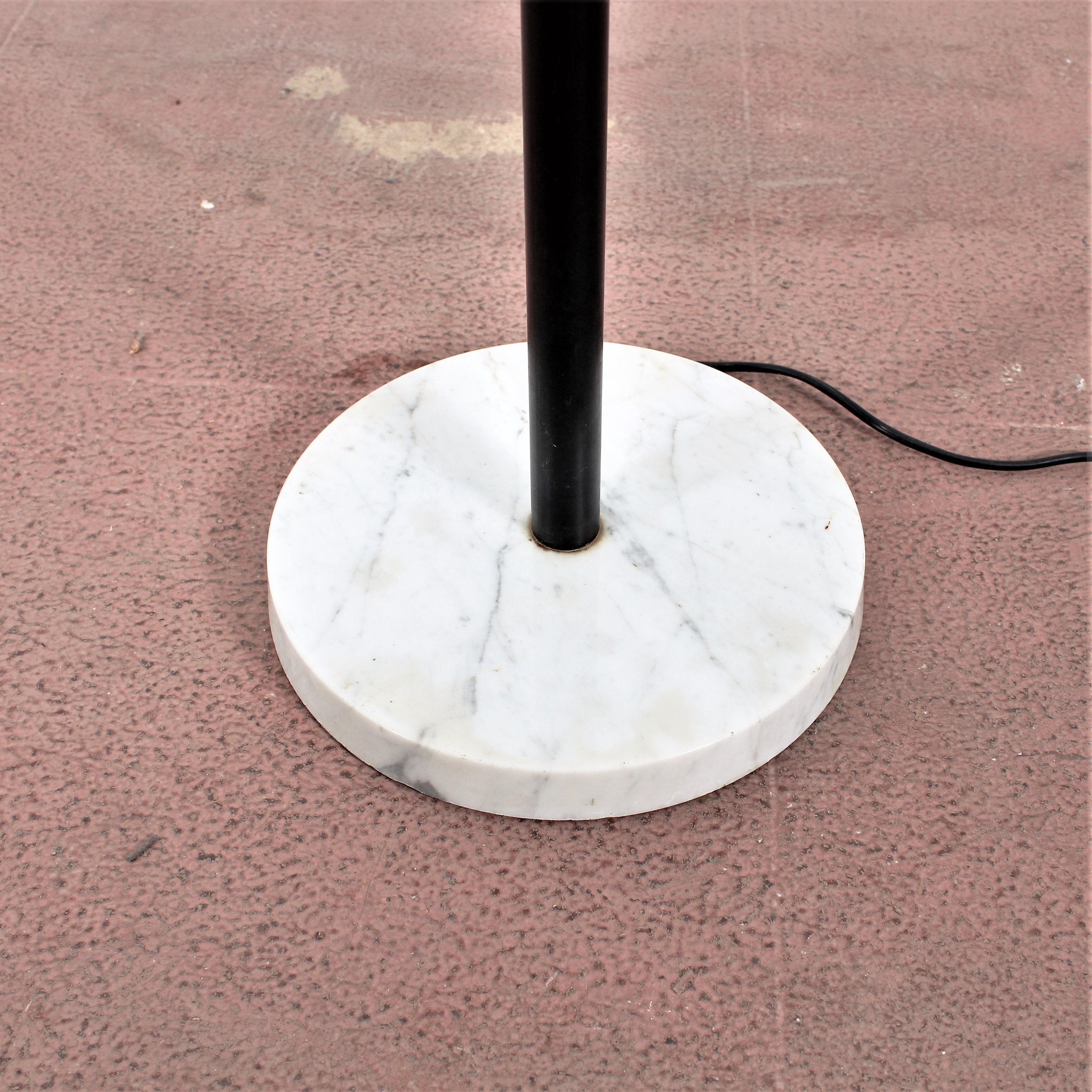 Stilnovo Style Midcentury White Opaline and Metal Floor Lamp, Italy, 1960s 3