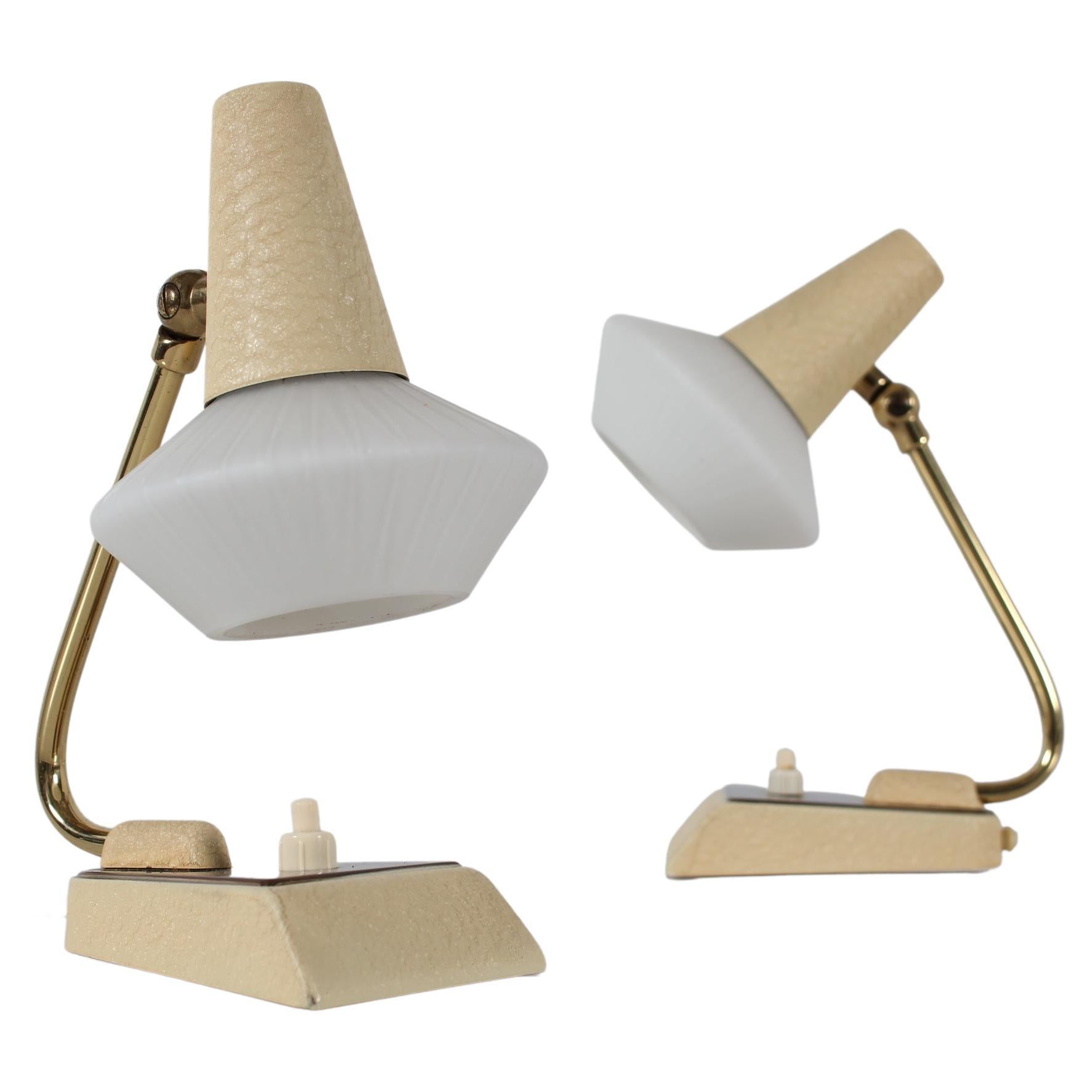 Stilnovo Style Pair of 1950s Bedside Table Lamps Cream + White with Glass Shades For Sale