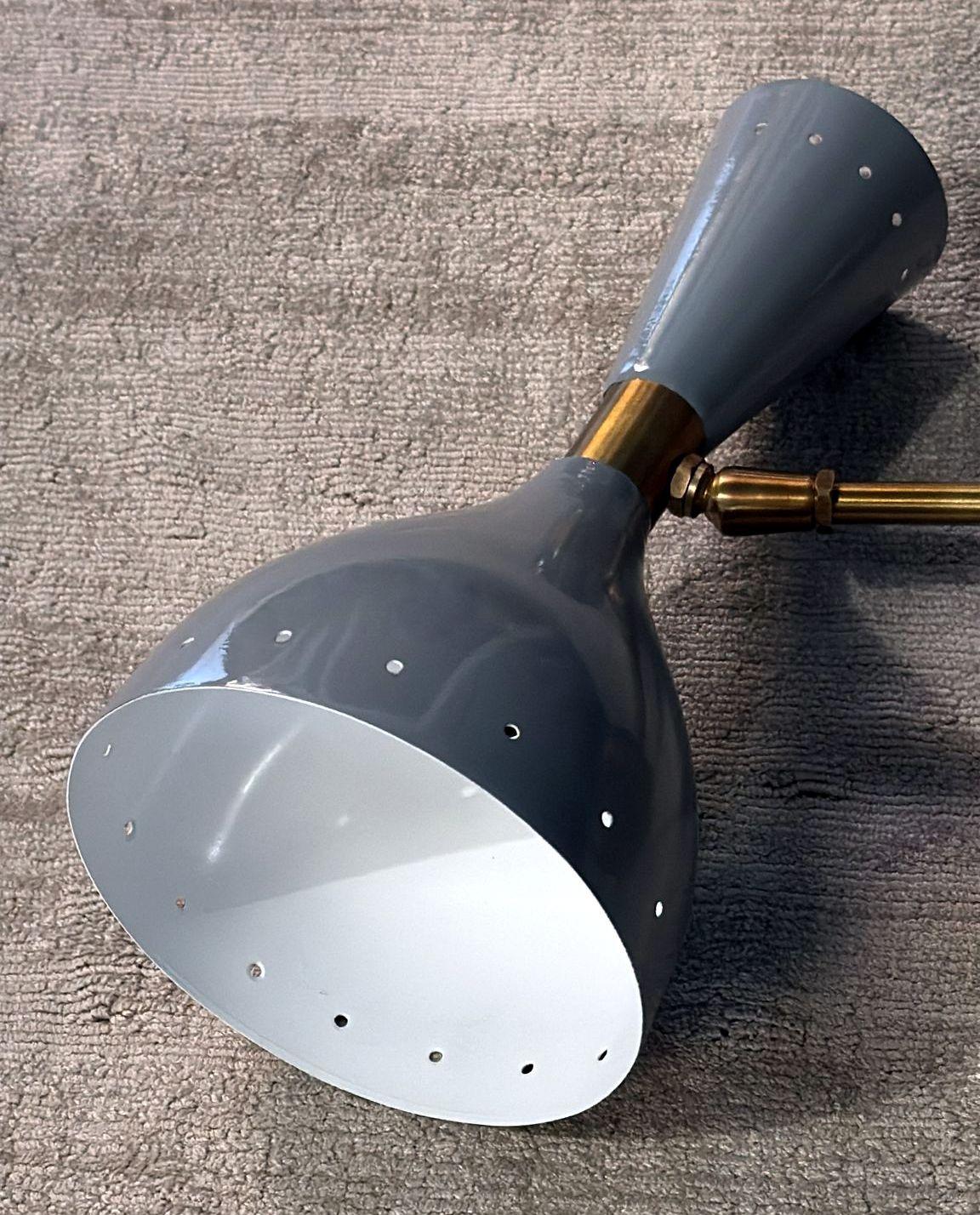 Stilnovo Style Pair Of Italian Brass And Painted Grey Metal Wall Sconces For Sale 11