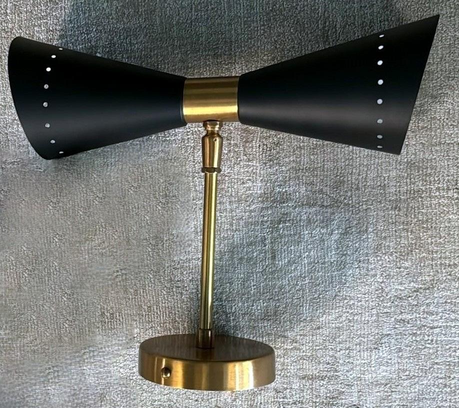 Stilnovo Style Pair Of Italian Wall Lights In Lacquered Metal And Brass For Sale 6