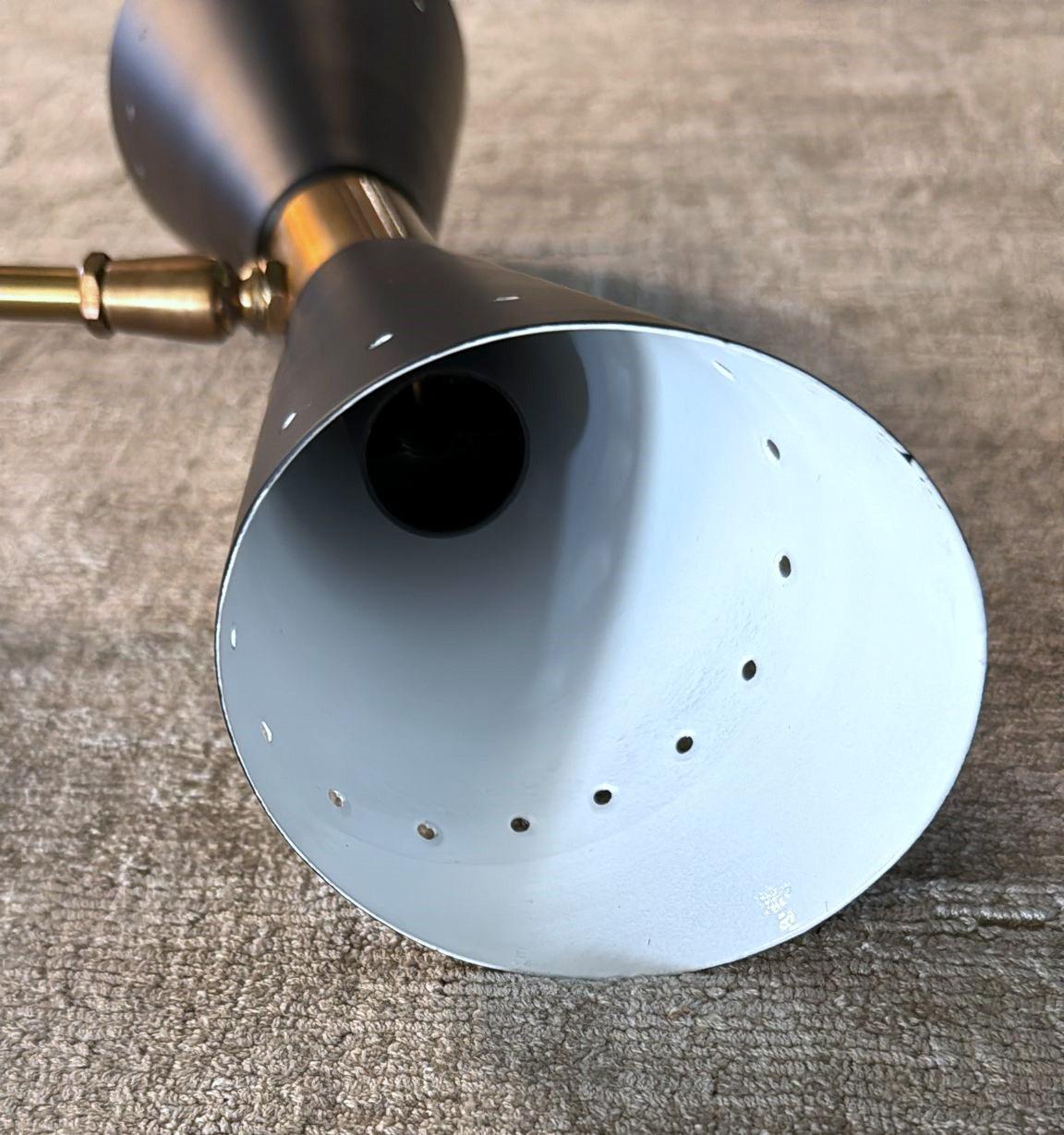 Stilnovo Style Pair Of Italian Wall Lights In Lacquered Metal And Brass For Sale 12
