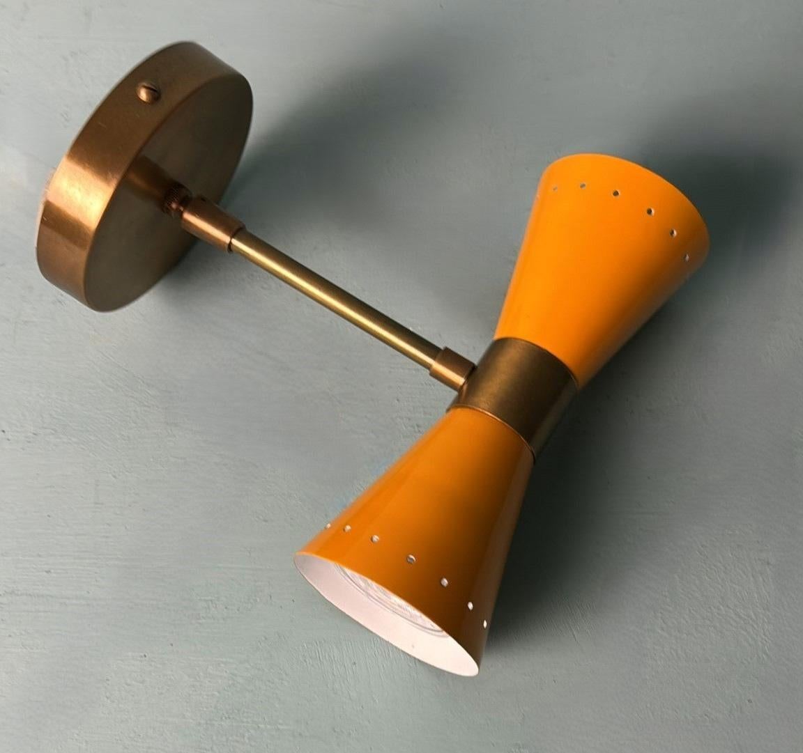 Stilnovo Style  Pair Of Italian Wall Sconces In Lacquered Metal And Brass For Sale 6
