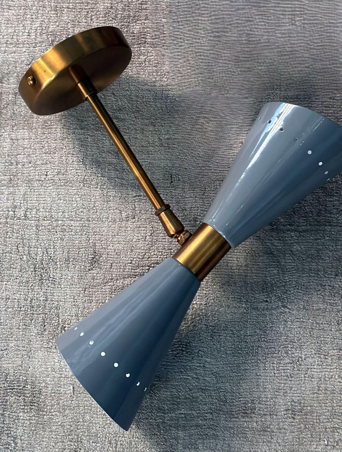 Stilnovo Style Pair Of Italian Wall Sconces In Painted Metal And Brass For Sale 1