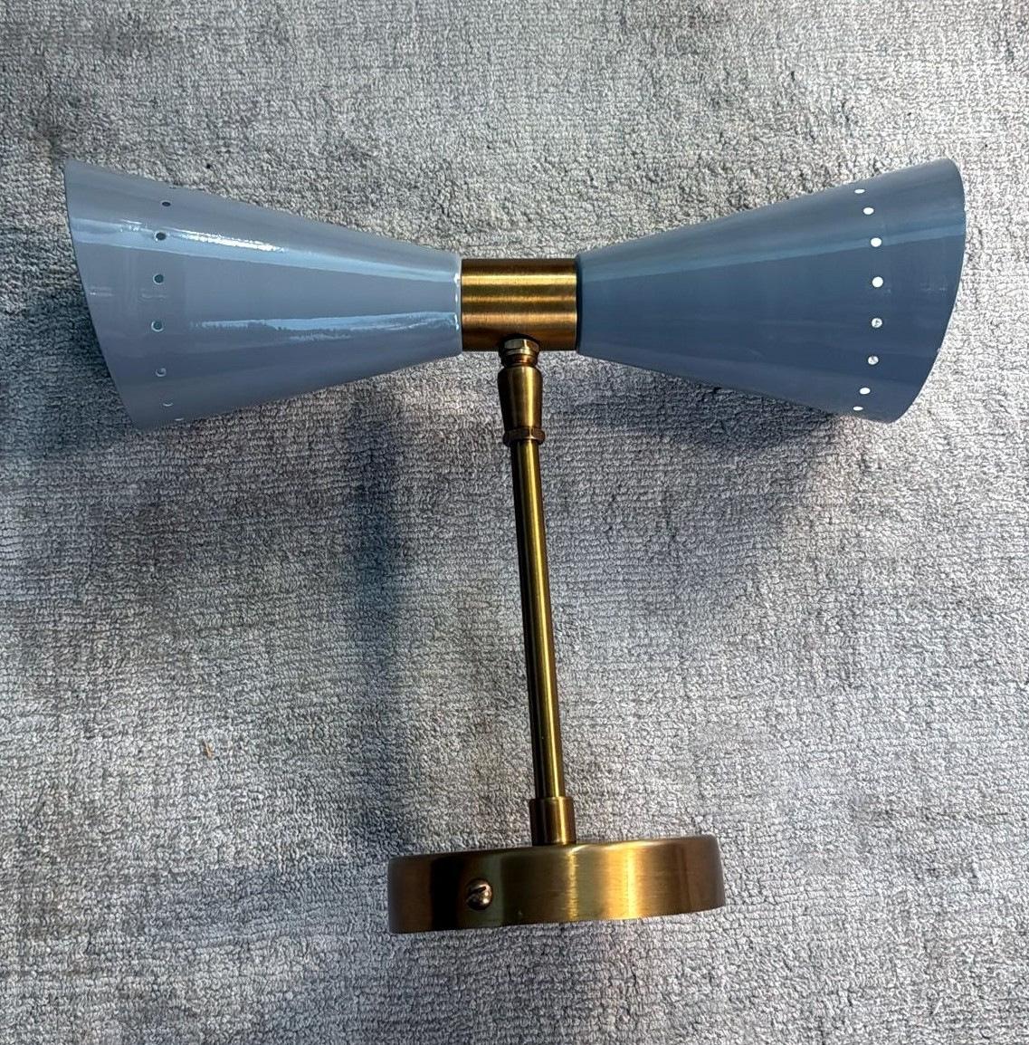 Stilnovo Style Pair Of Italian Wall Sconces In Painted Metal And Brass For Sale 4