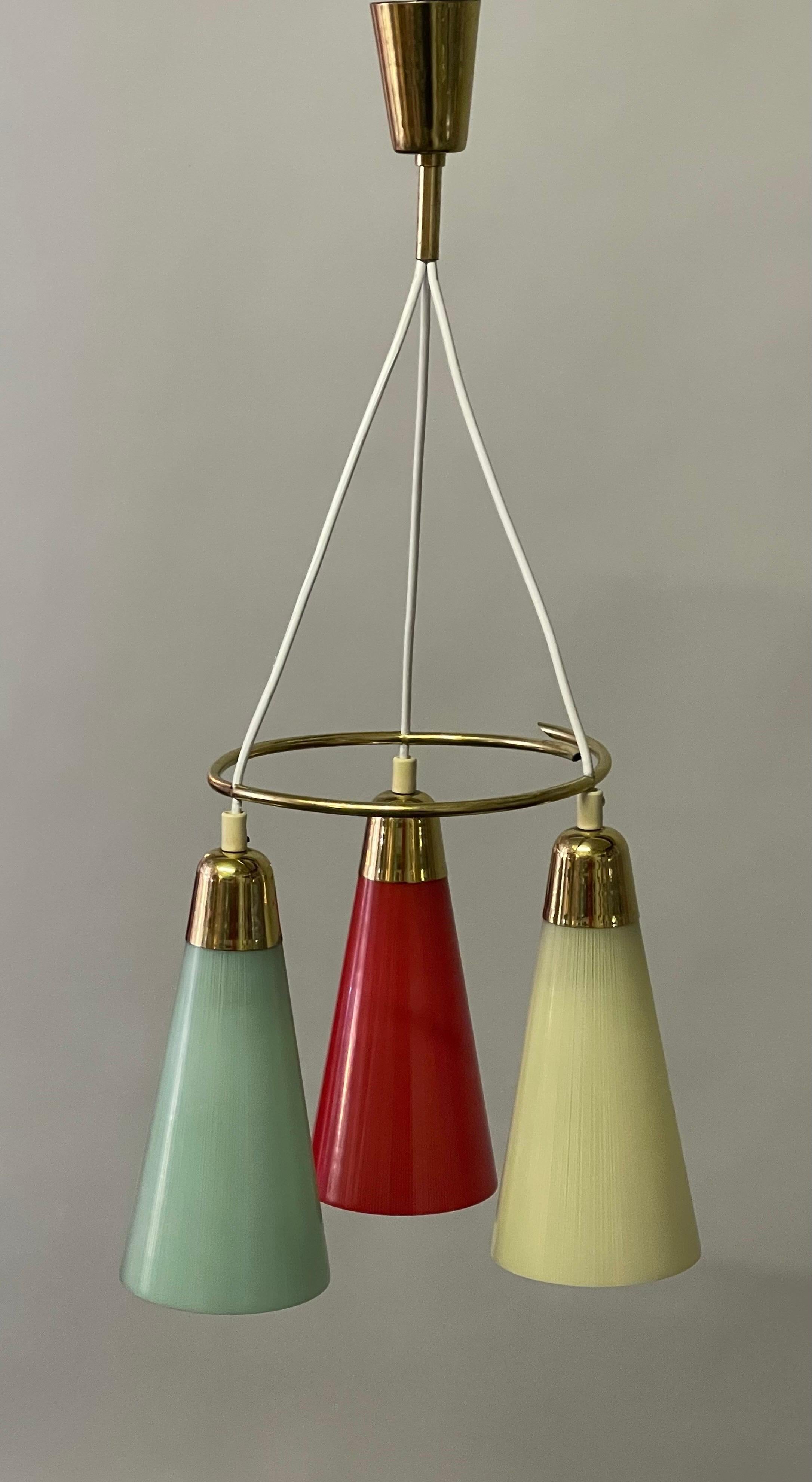 Mid-Century Modern Stilnovo Style Polished Brass and Multicolor Glass Pendant, circa 1950s For Sale