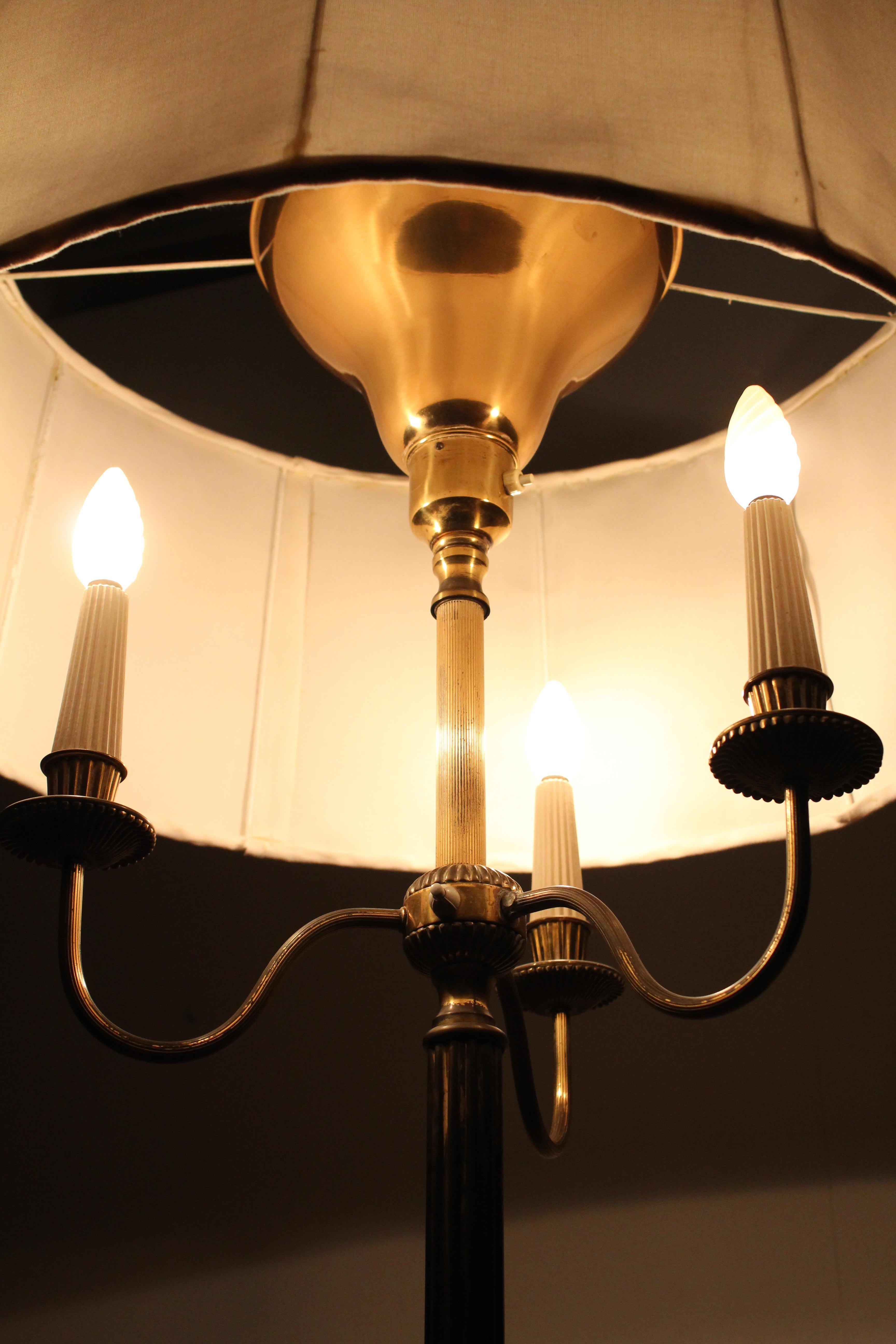 Midcentury Brass Floor Lamp Stilnovo Style Production Italy 1950s  13