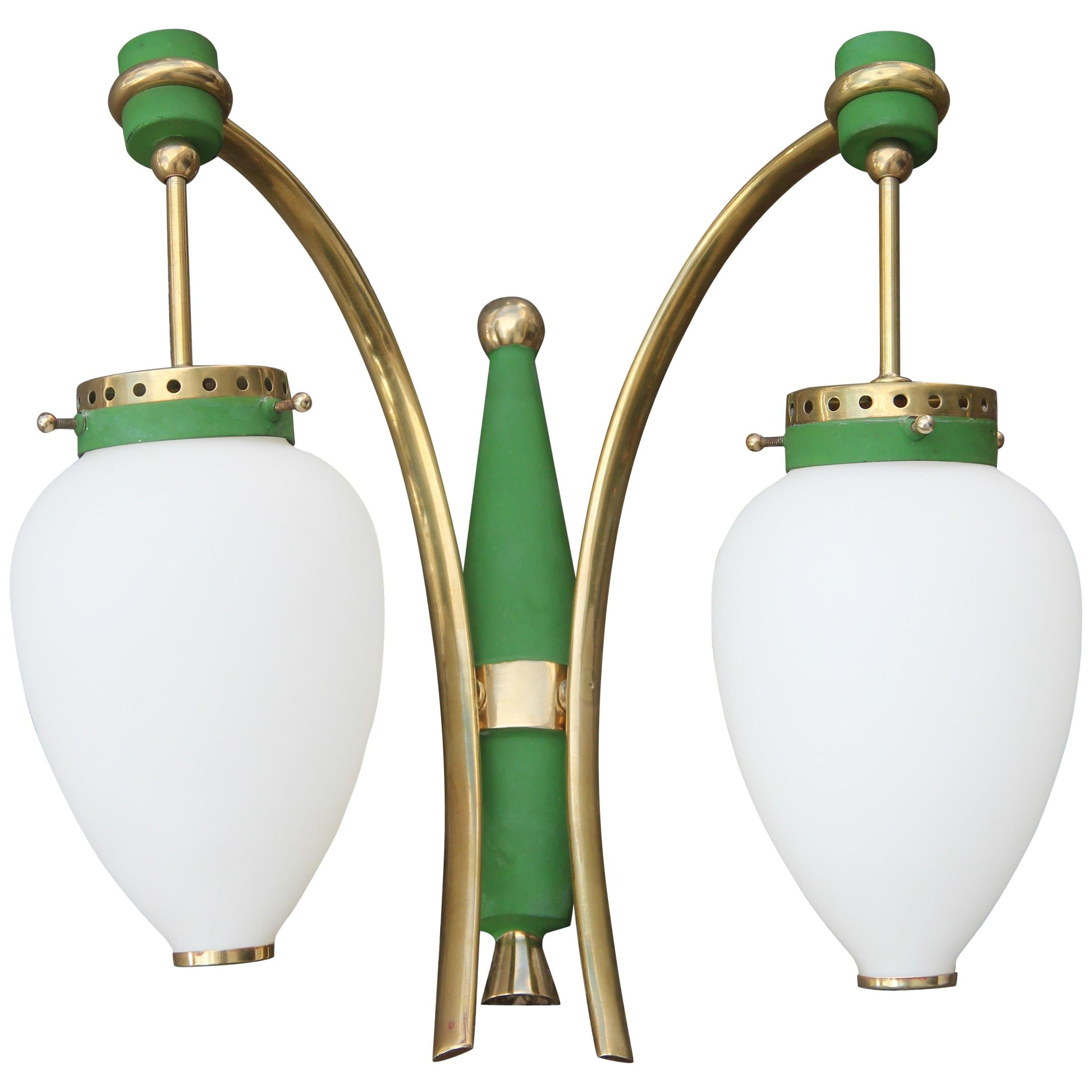 Appliques italiennes de style Stilnovo en verre blanc, vert et laiton doré, 1958