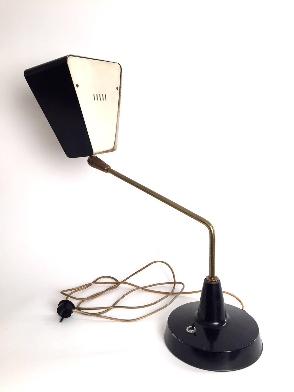 Émaillé Lampe de table Stilnovo, 1950 en vente