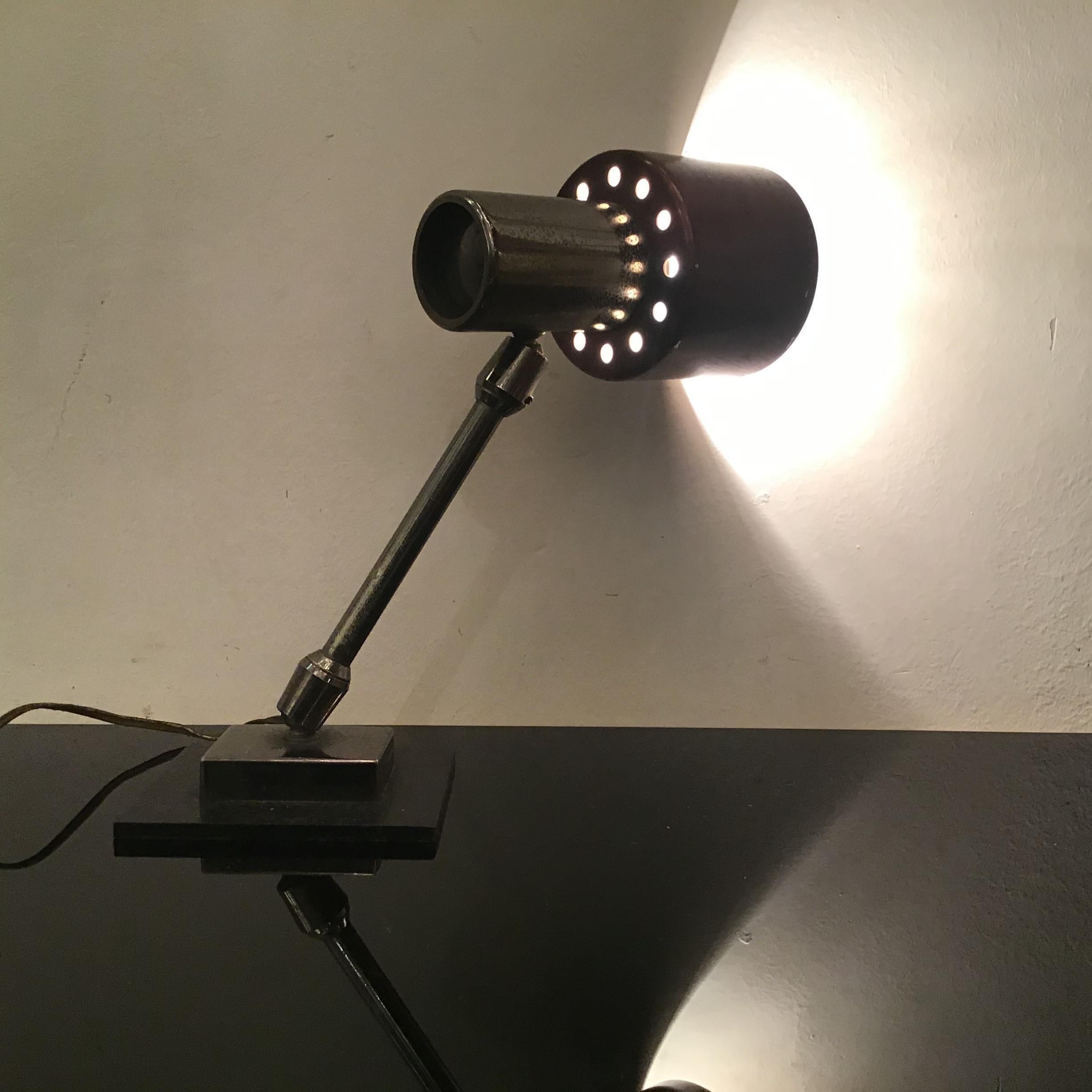 Stilnovo lampe de bureau rglable en mtal crme, Italie, 1950 en vente 8