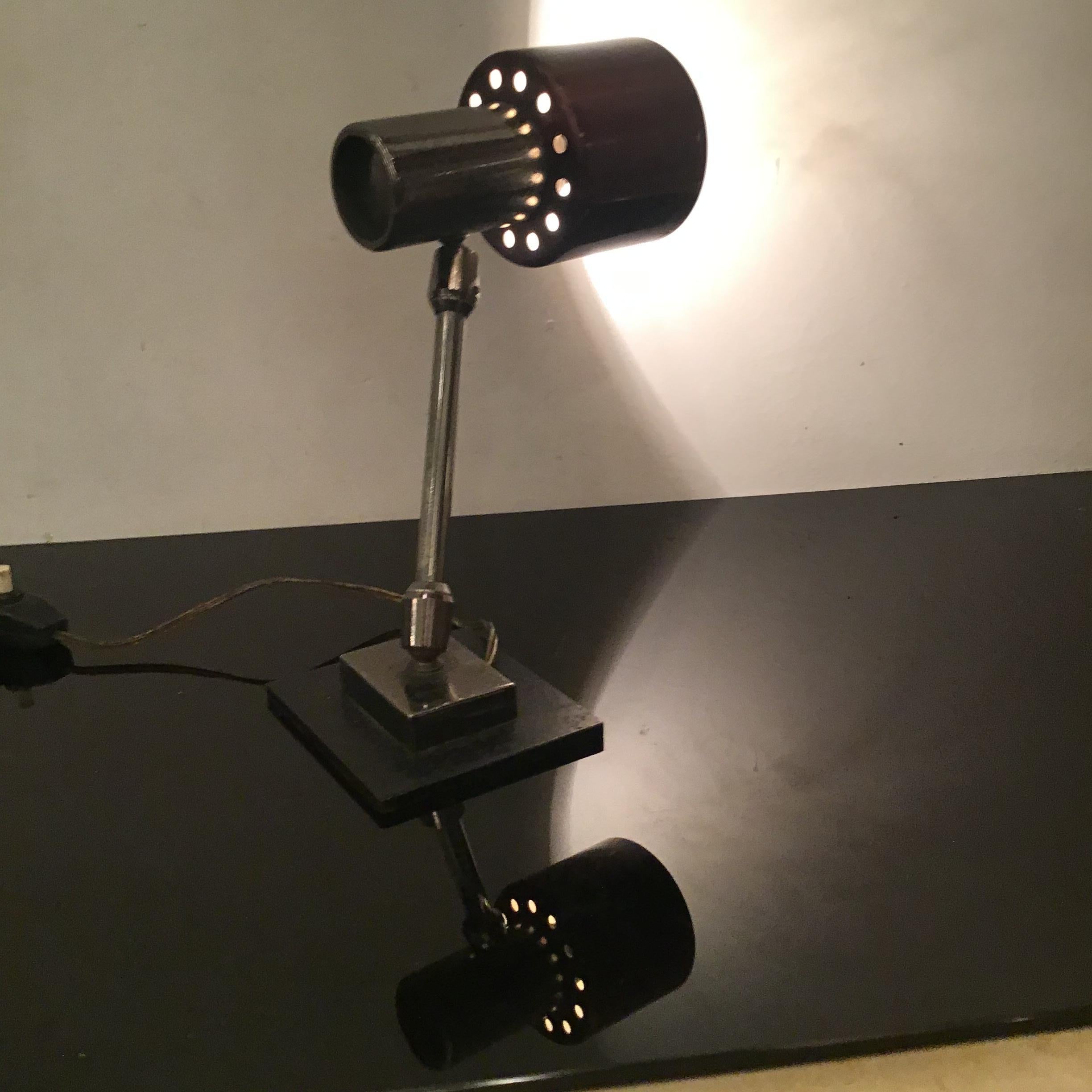 Stilnovo lampe de bureau rglable en mtal crme, Italie, 1950 en vente 13