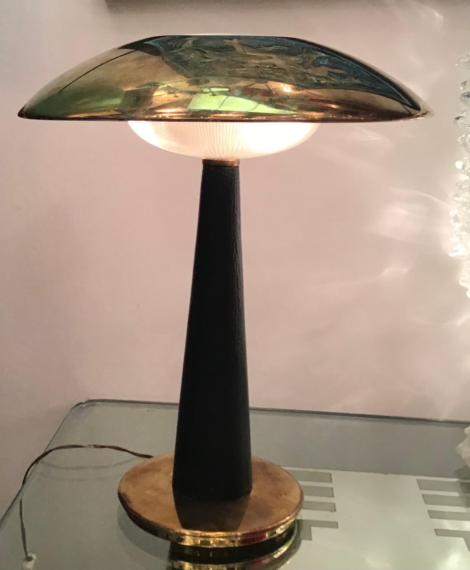 Mid-20th Century Stilnovo Table Lamp Brass Glass Skin 1950 Italy  For Sale
