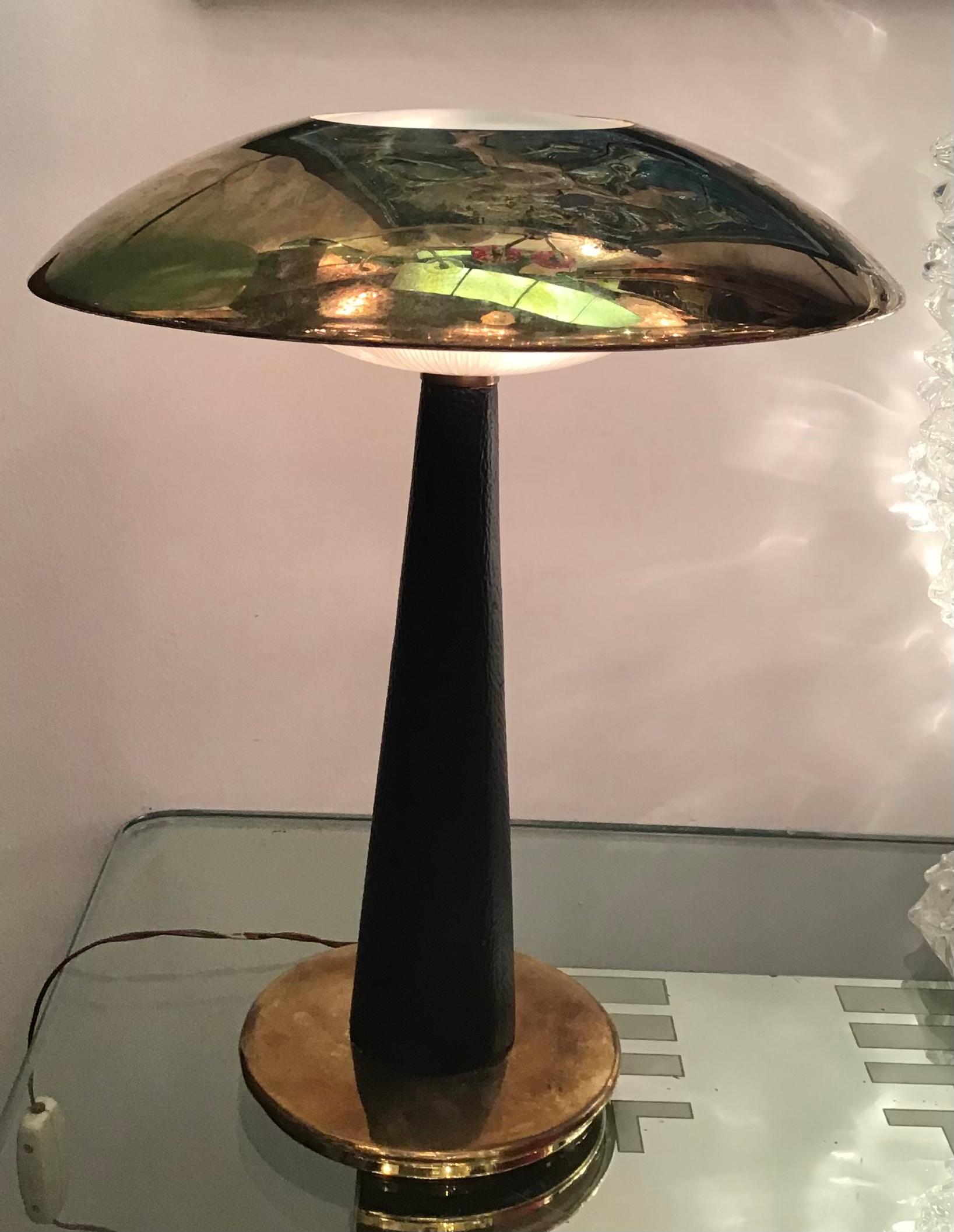 Stilnovo Table Lamp Brass Glass Skin 1950 Italy  For Sale 2