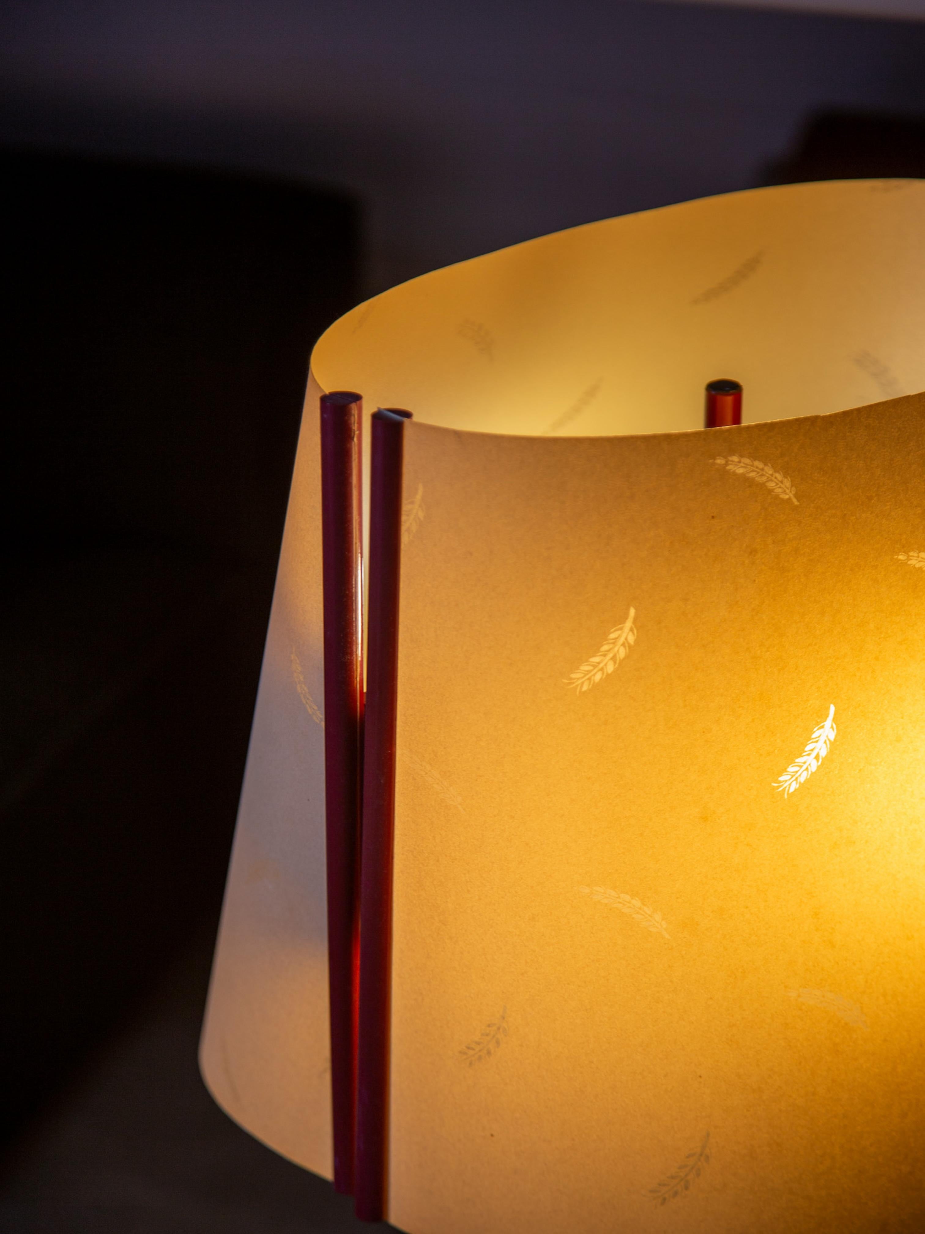 Stilnovo Table Lamp in Metal & Parchment Paper In Good Condition For Sale In Byron Bay, NSW