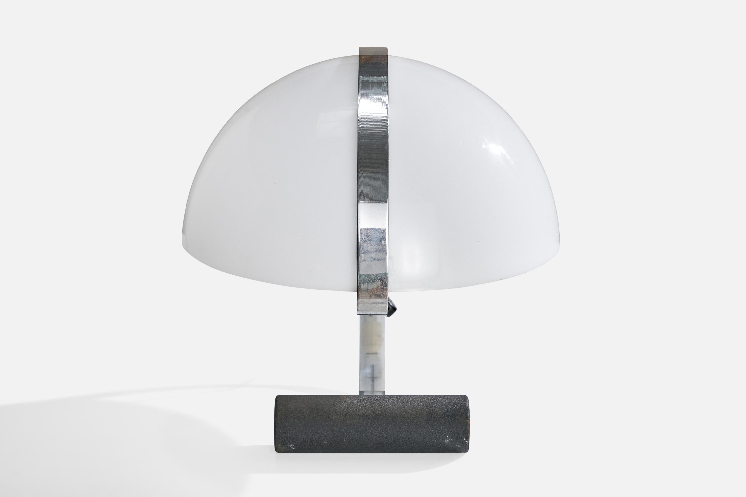 Stilnovo, Table Lamp, Metal, Chrome, Acrylic, Italy, 1970s For Sale 2
