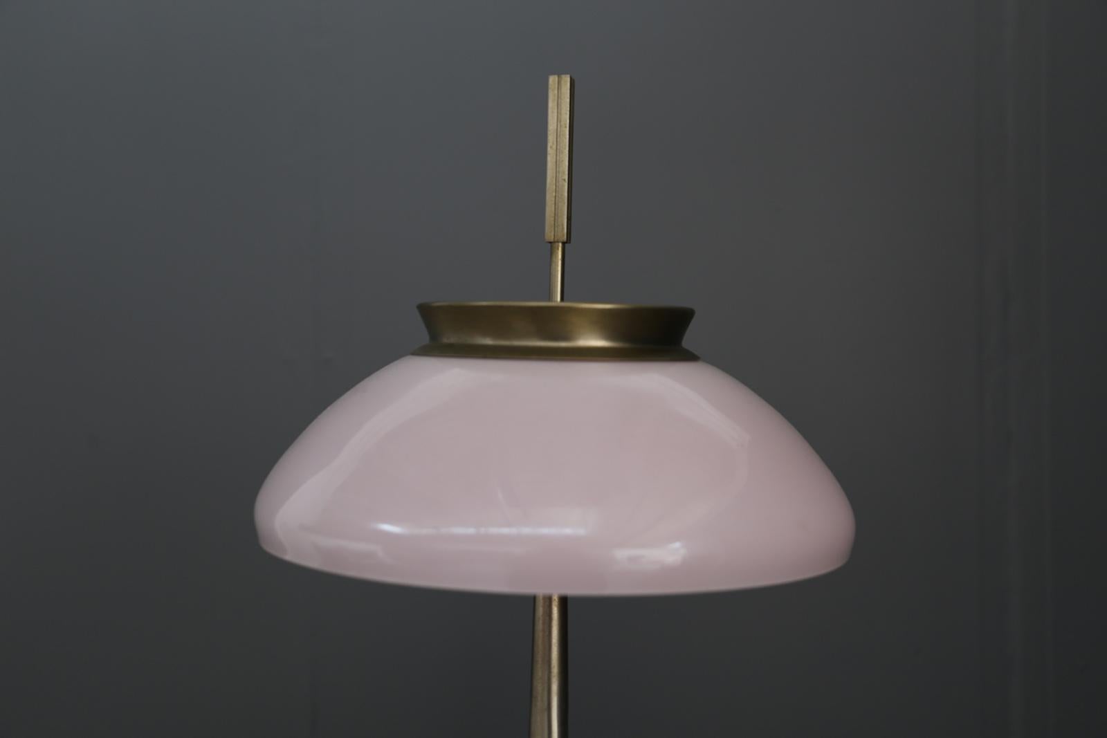 Mid-Century Modern Stilnovo Table Lamp Midcentury in Brass Mod. 8091, Original Label, 1950s