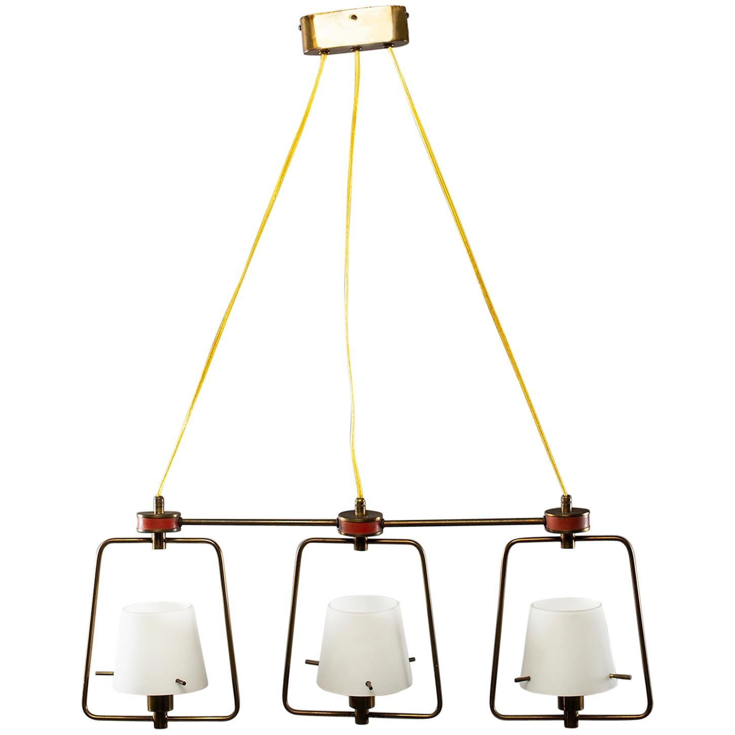 Stilnovo - Luminaire à trois lumières avec abat-jour en verre et accessoires en laiton