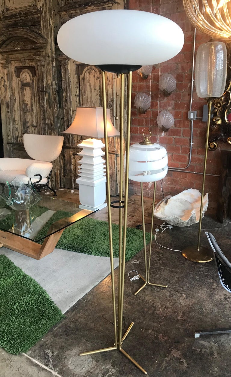 Stilnovo Tripod Floor Lamp in Brass, Italy, 1960s For Sale at 1stDibs